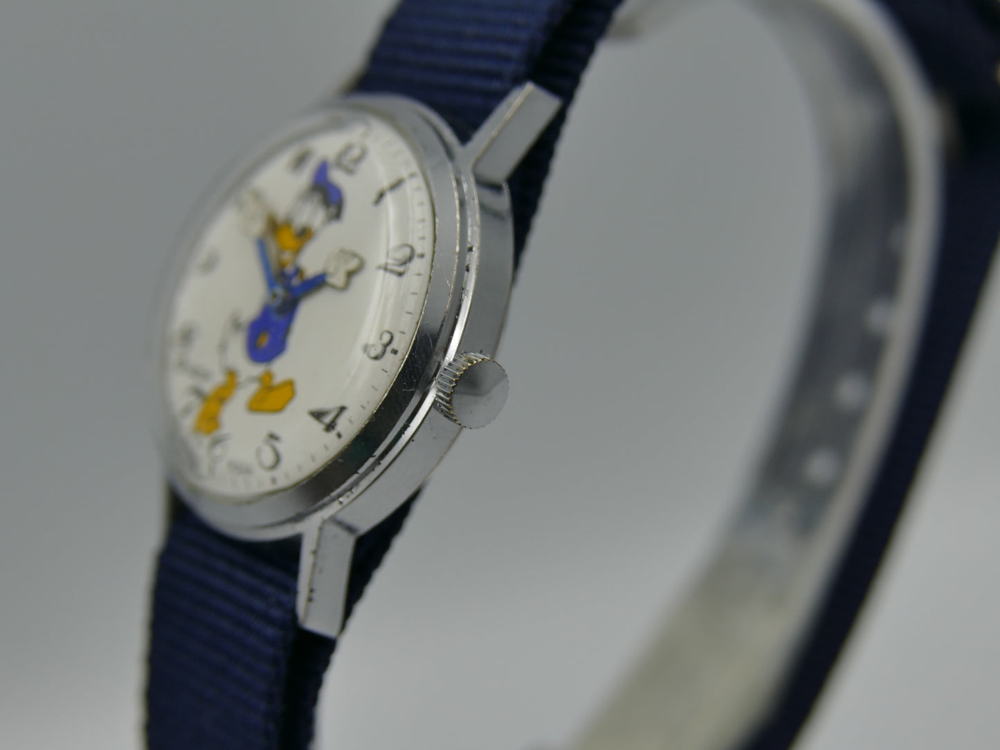 60's vintage watch W.D.P. Disney Donald Duck manual wind swiss made serviced