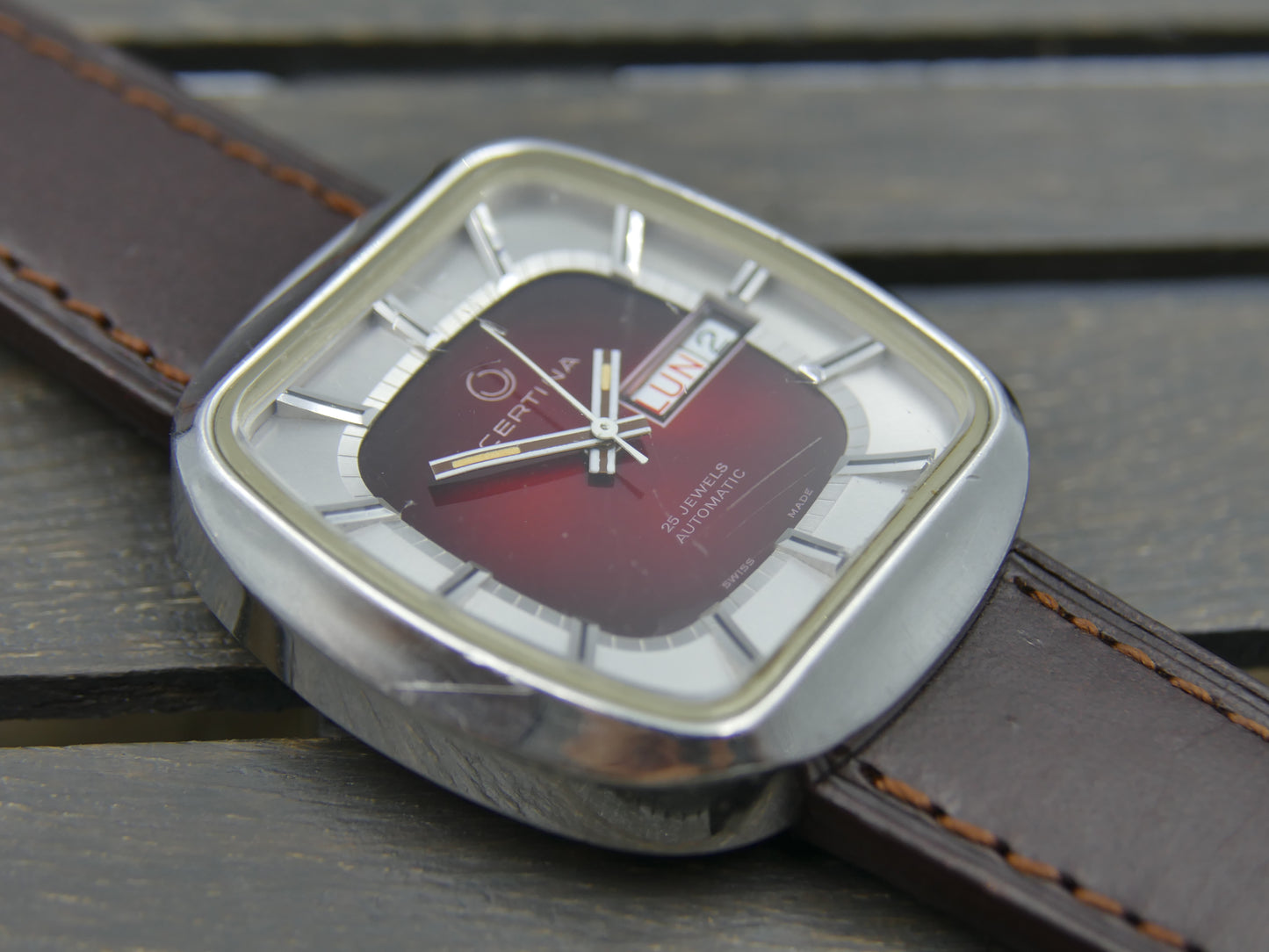 70's vintage watch mens Certina automatic ETA 2789 steel big TV burgundy dial