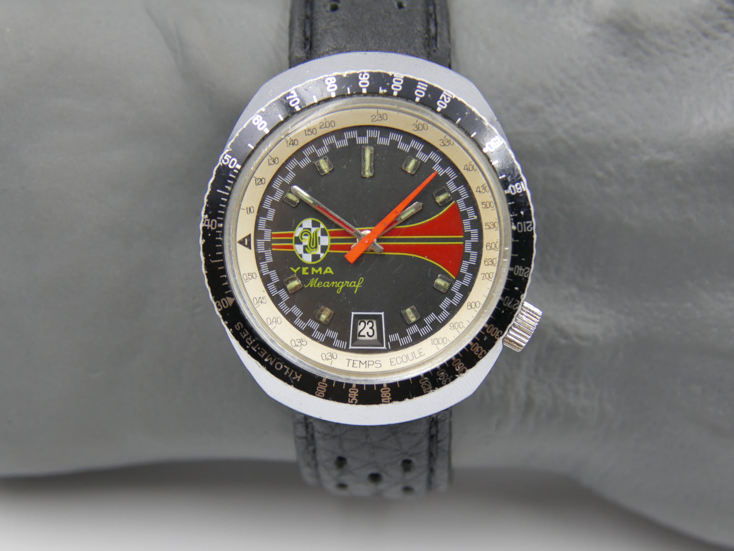 70's vintage watch mens racing Yema Meangraf hand wind FE 140-1 serviced RARE