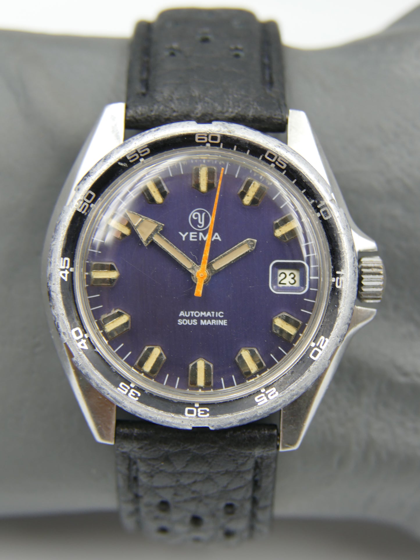 80s vintage watch mens Yema Sous marine diver automatic FE 4611A Steel RARE