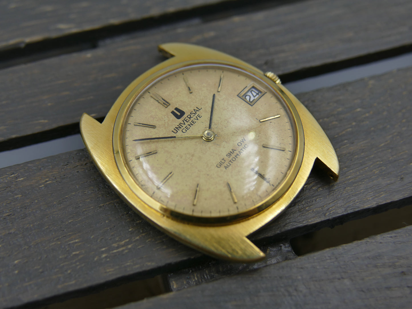 70's vintage watch mens Universal Geneve gilt shadow ref 567103 automatic thin