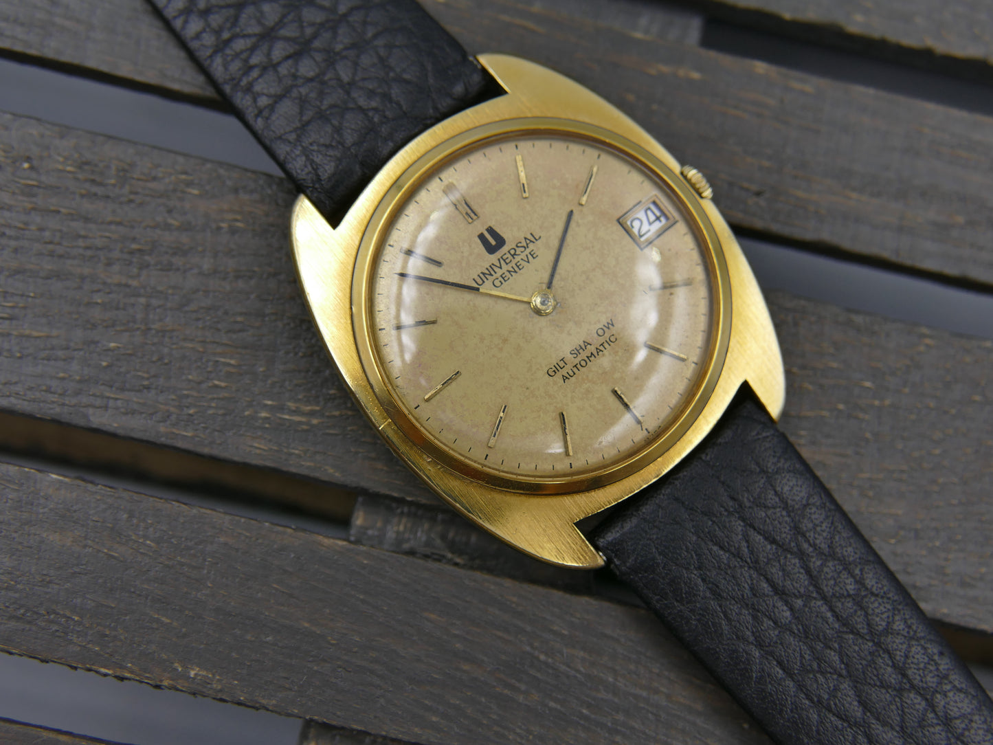 70's vintage watch mens Universal Geneve gilt shadow ref 567103 automatic thin