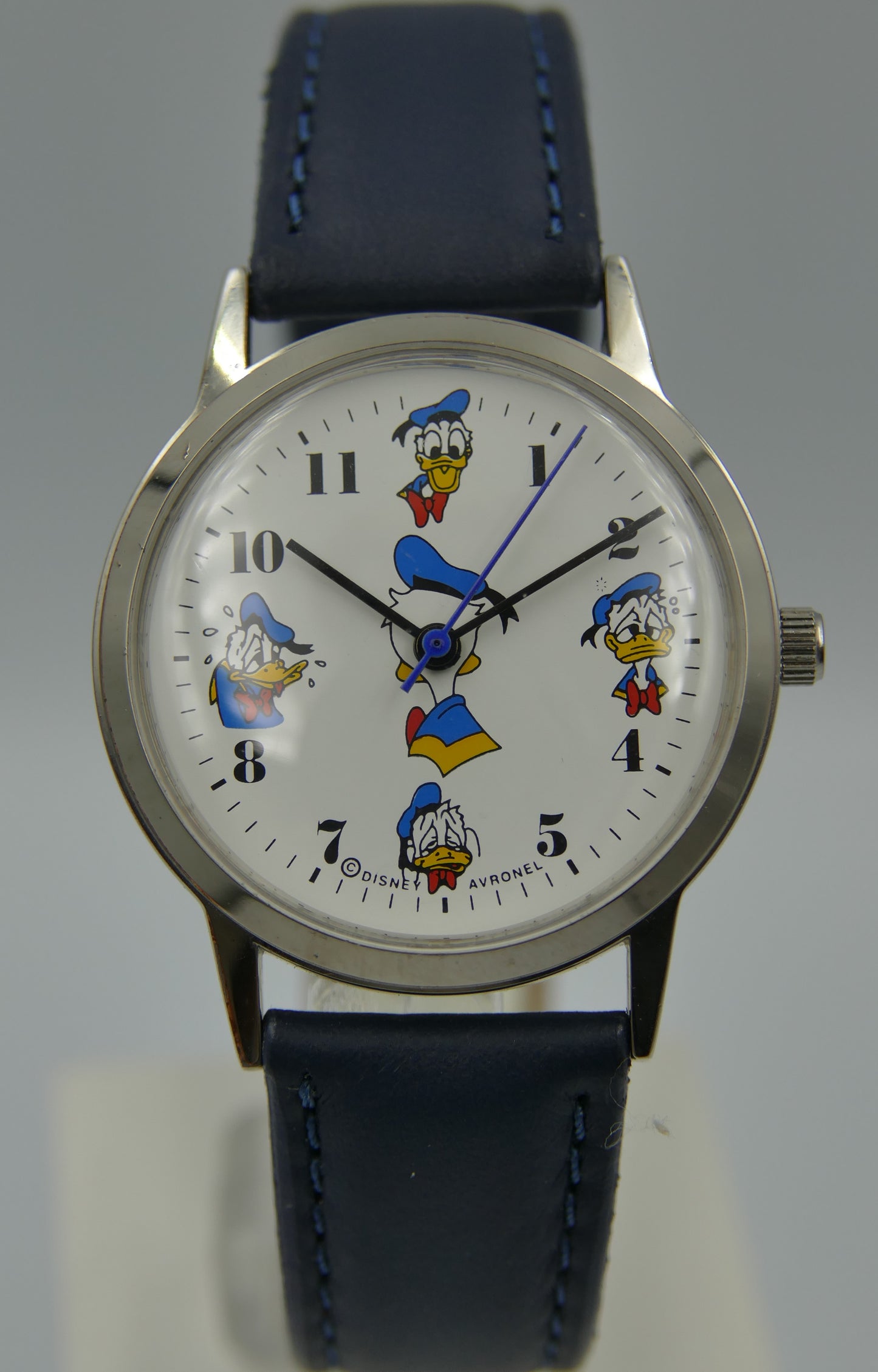 70's vintage watch Avronel Disney Donald Duck manual wind ZLN serviced  34mm