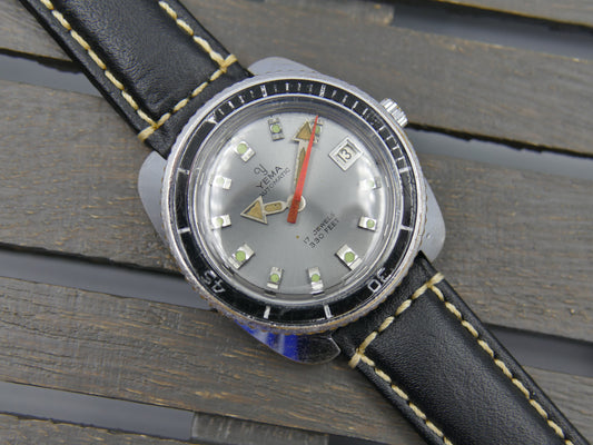 70's vintage watch mens Yema diver plongee automatic FE 3611