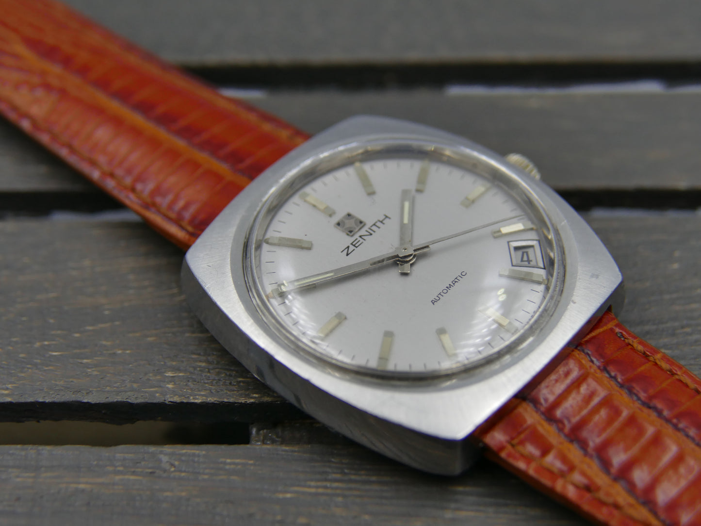 70's vintage watch mens zenith surf ref. 01.1300.380 automatic cal 2572 PC steel