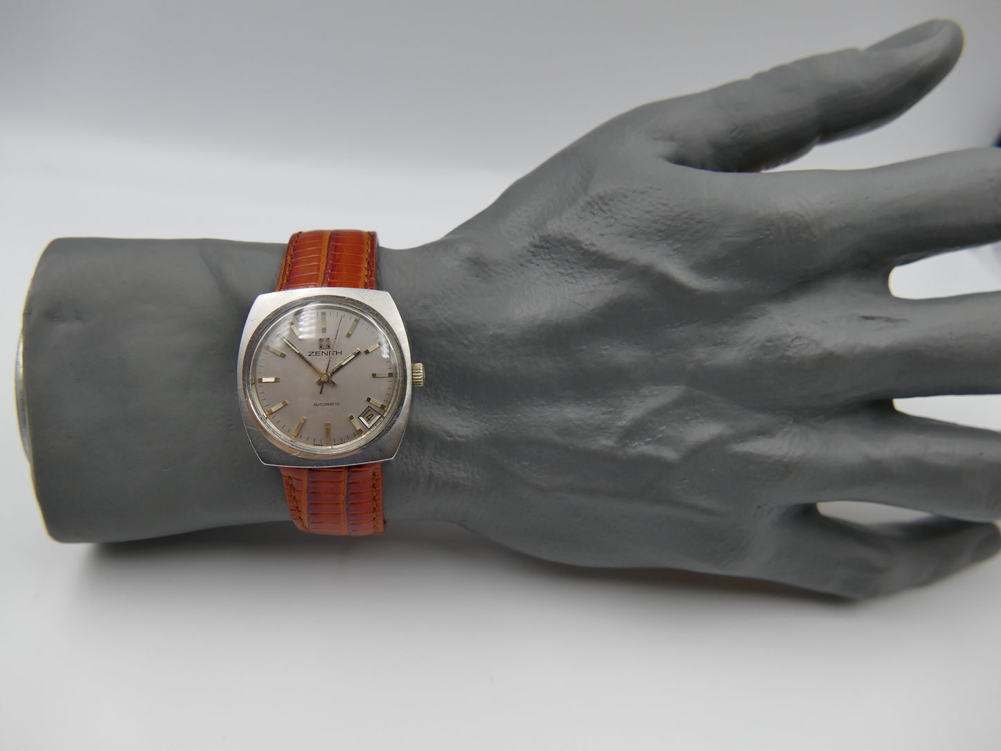 70's vintage watch mens zenith surf ref. 01.1300.380 automatic cal 2572 PC steel