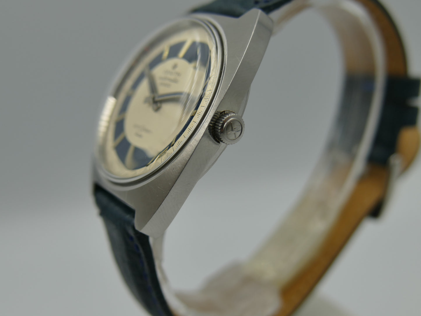 70's vintage watch mens Zenith automatic 28800 AutoSport luxe cal 2562