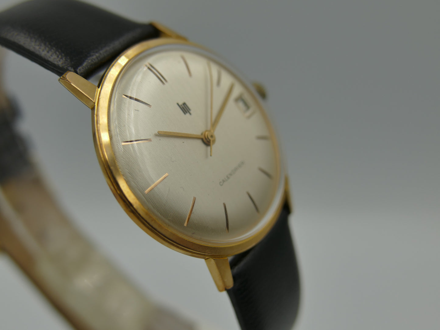 60s vintage watch mens  LIP calendrier Calendar monobloc entirely gold-plated R136