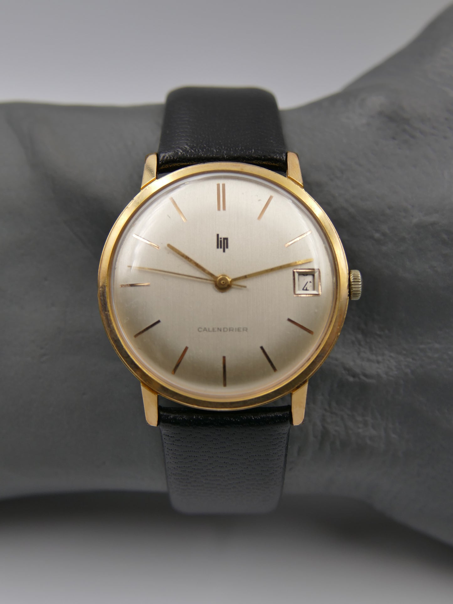 60s vintage watch mens  LIP calendrier Calendar monobloc entirely gold-plated R136