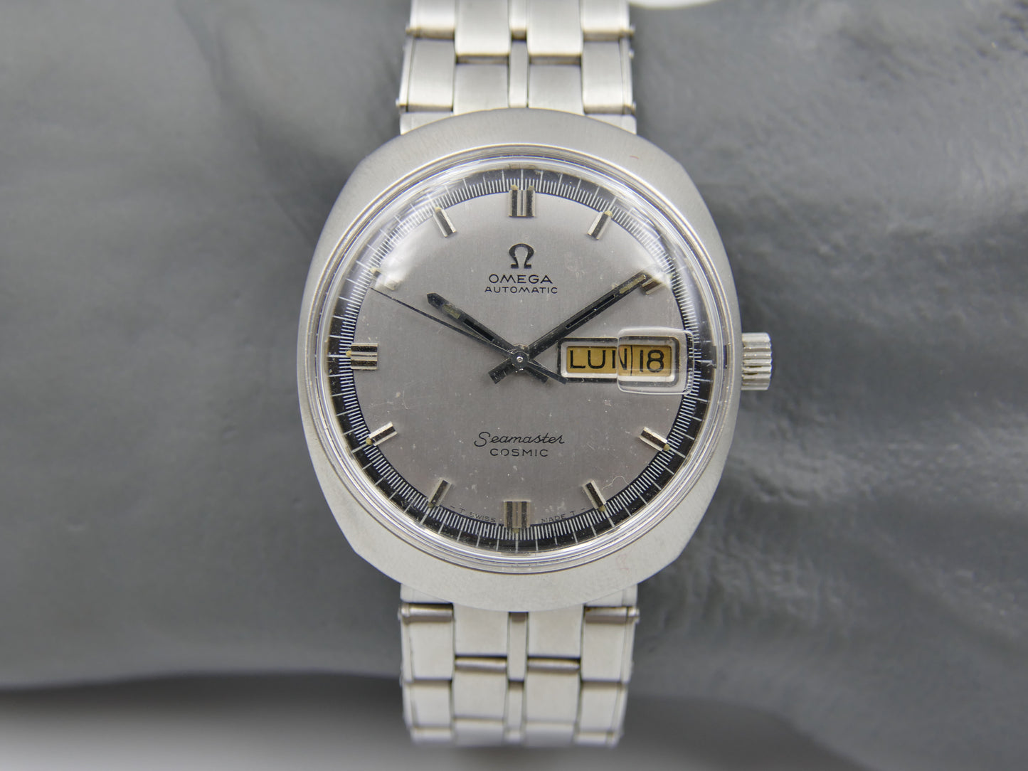 70s vintage watch mens Omega Seamaster Cosmic ref 166.035 automatic 752 serviced
