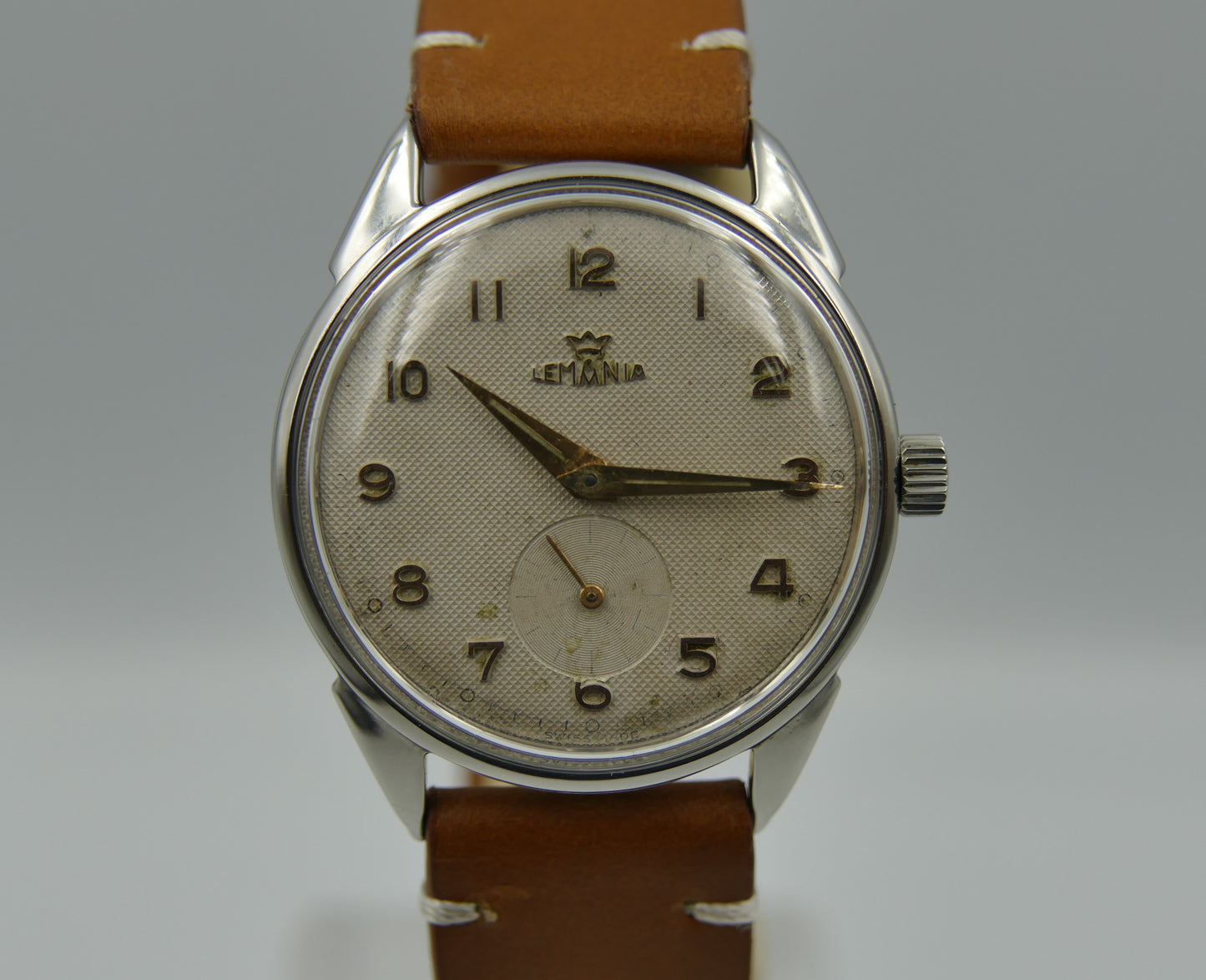 60s vintage watch mens Lemania ref. 298 /4 cal. 3000 honey dial serviced