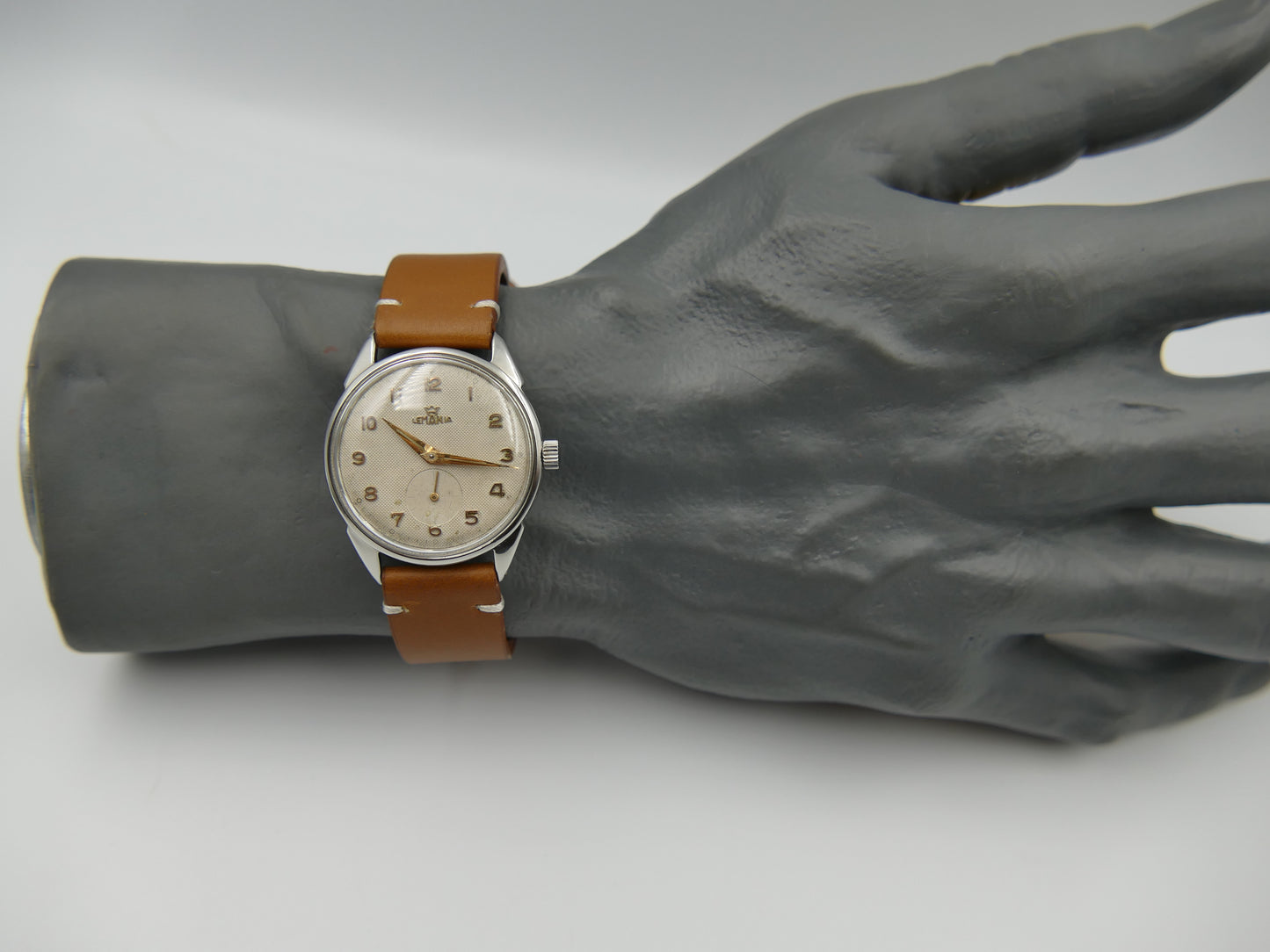 60s vintage watch mens Lemania ref. 298 /4 cal. 3000 honey dial serviced