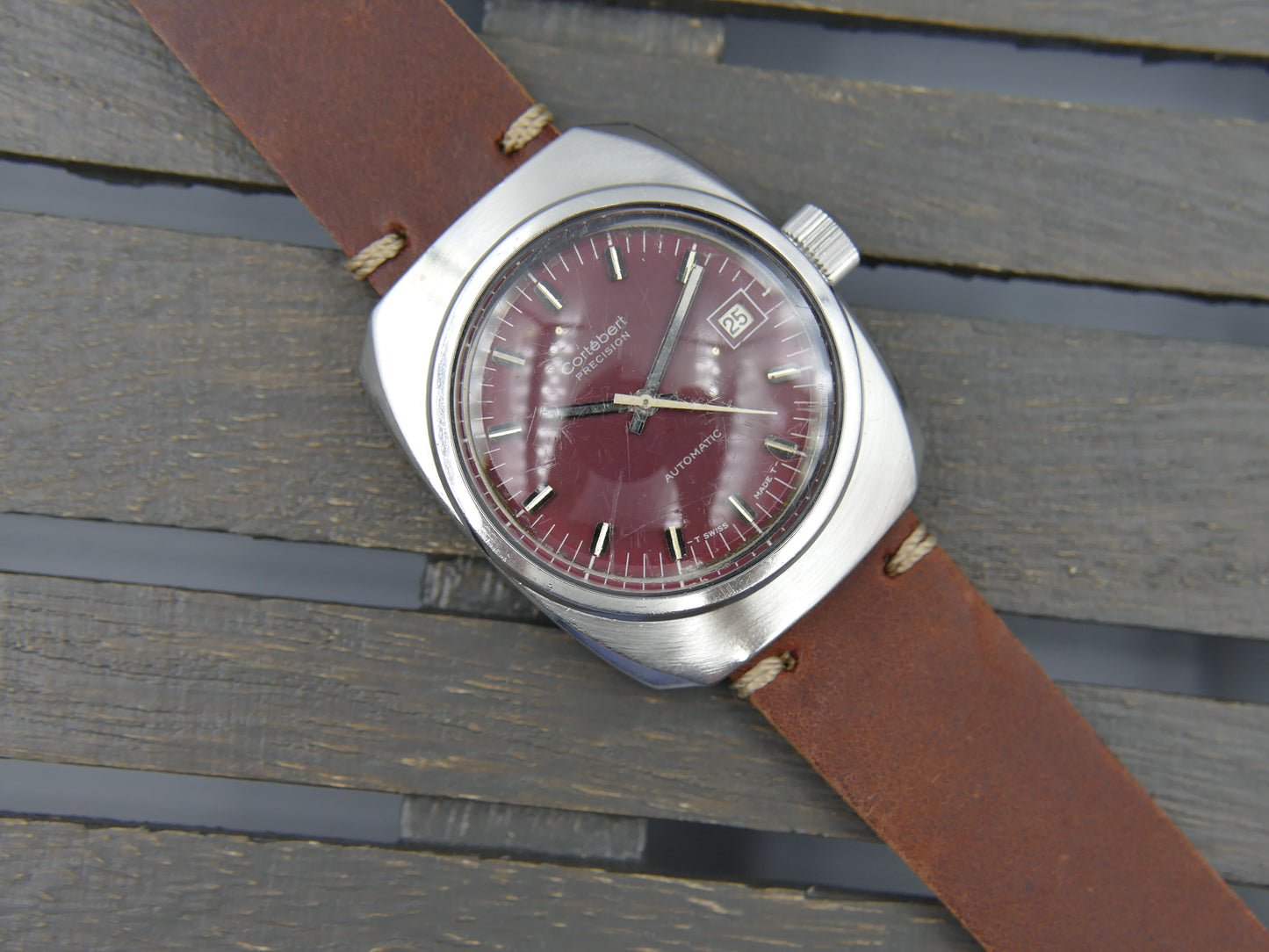 60s vintage watch mens Cortebert precision burgundy ref. 298.006 monocoque 60 1ers prix observatoires serviced
