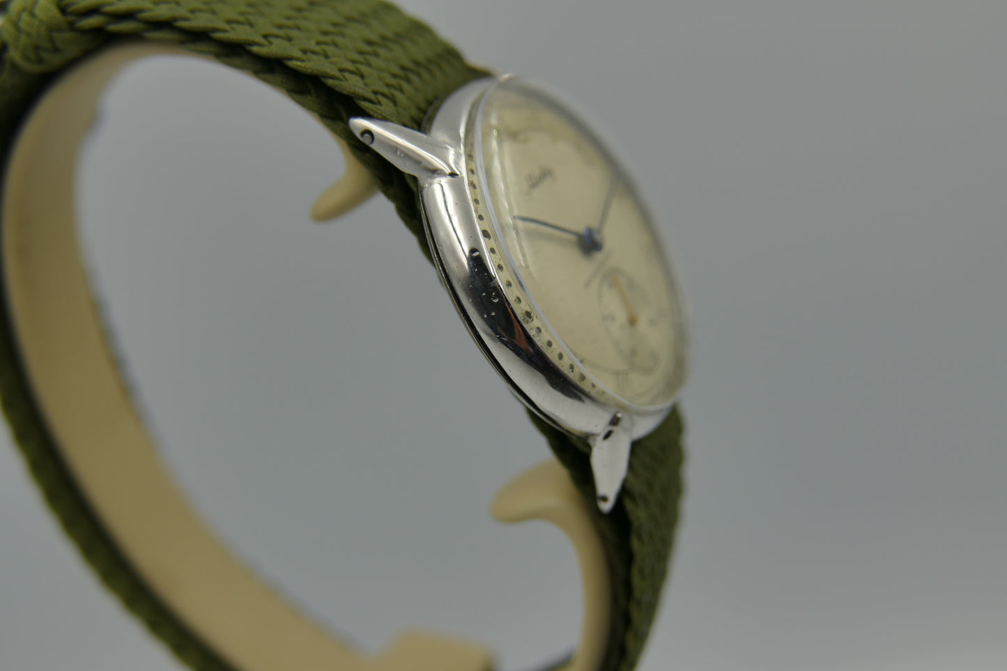 40s vintage watch mens Hertig ref. 8391 manual wind Certina cal. KF 320B serviced