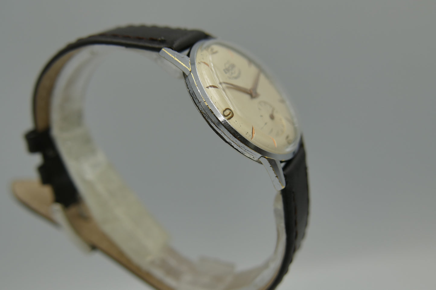 60s vintage watch Enicar 100/73M manual wind AR 1012 serviced