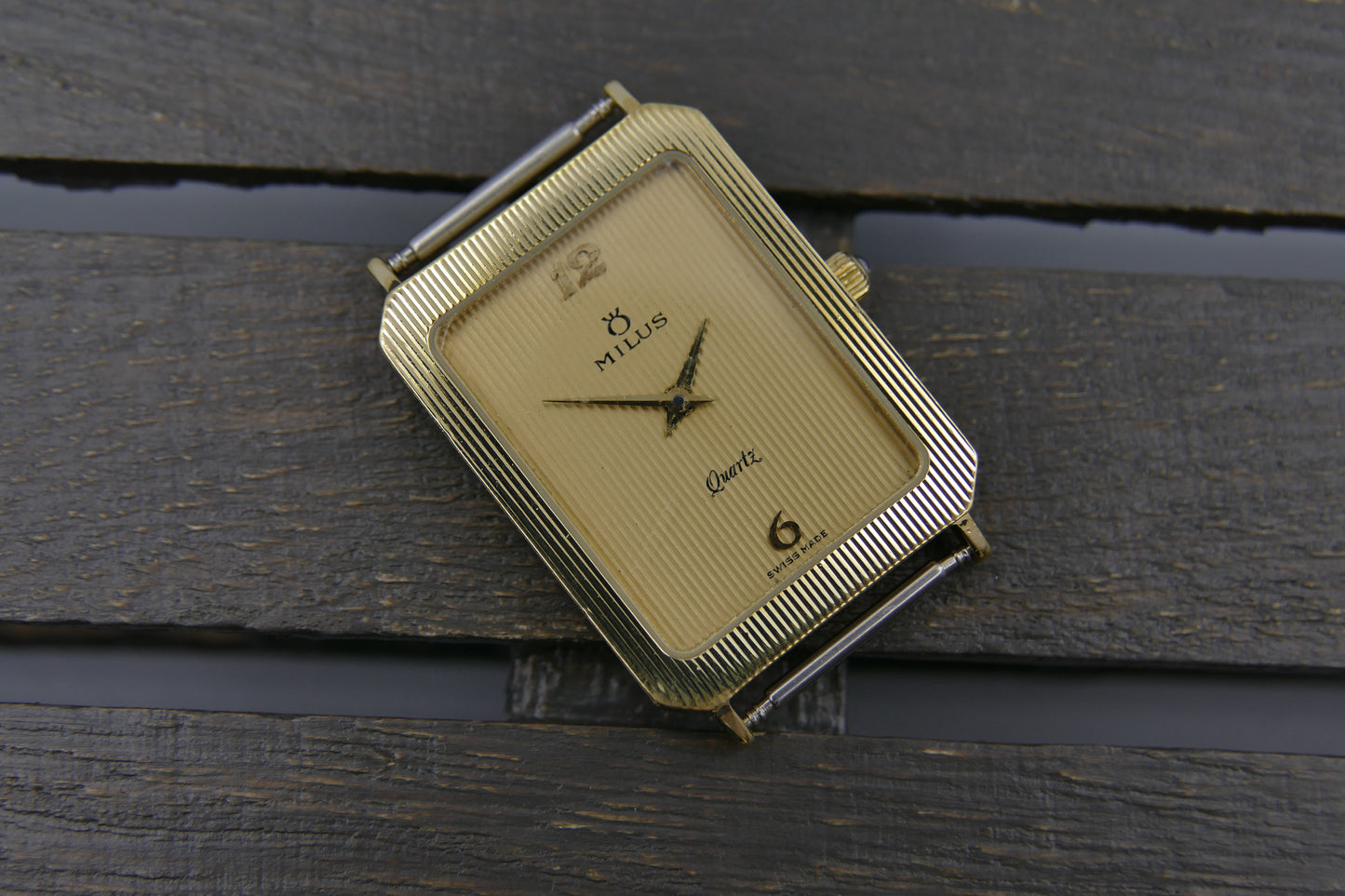 Vintage watch mens dress tank Milus ref 830.004 Gold Tone ultra Thin