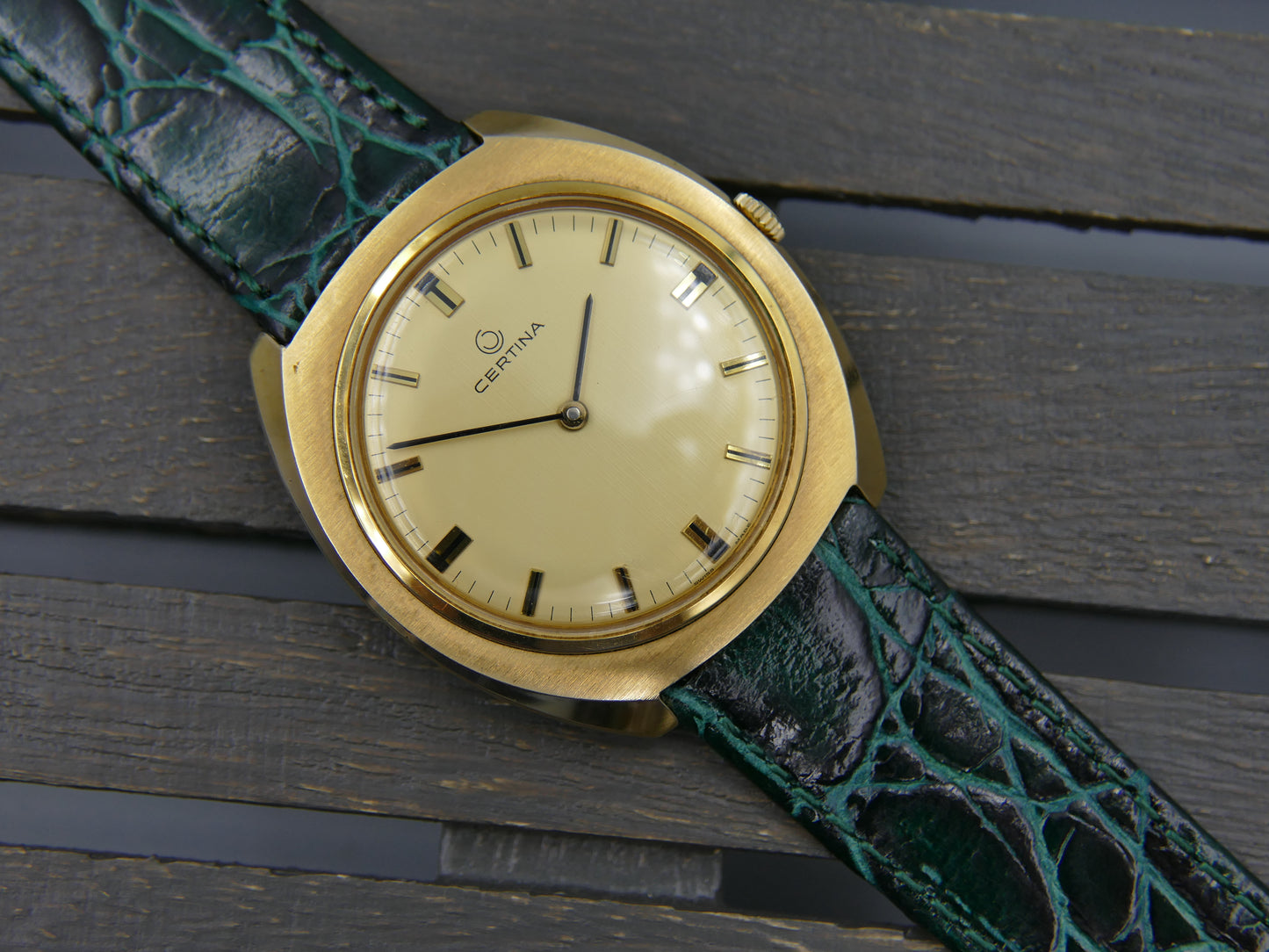 60s Vintage watch mens oversize Certina ref. 860.3510.25 hand wind 28-10 gold pl Thin