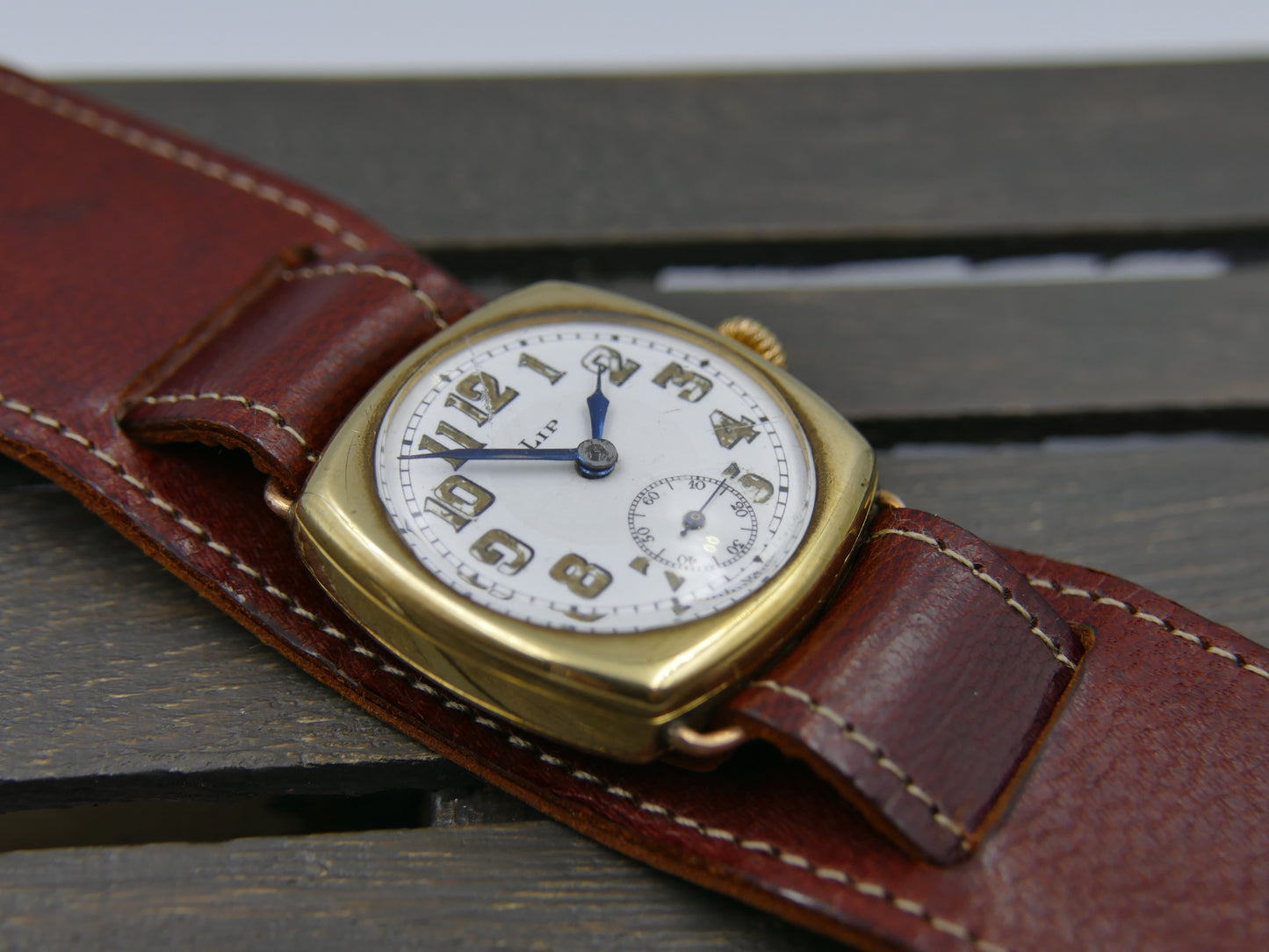 10's WW1 vintage watch mens military LIP trench cushion hand wind