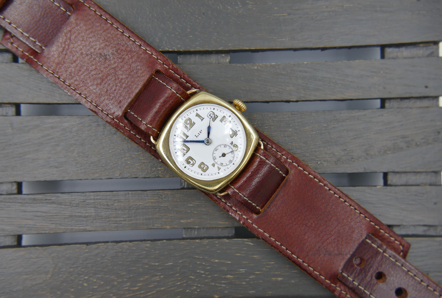 10's WW1 vintage watch mens military LIP trench cushion hand wind
