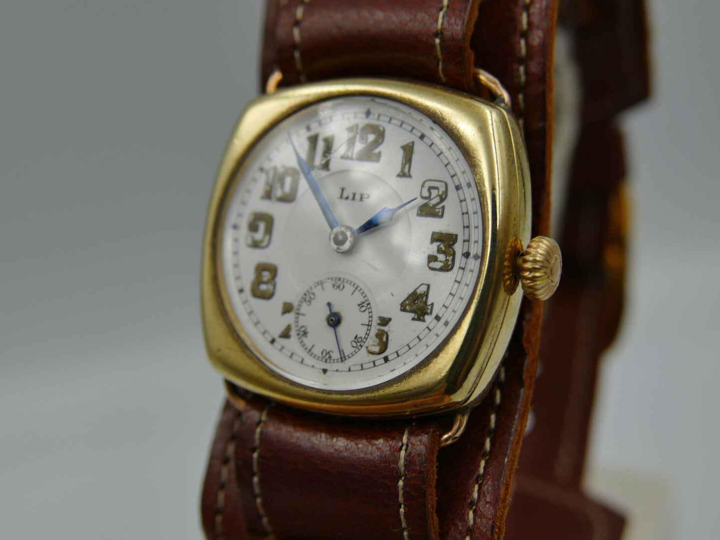 10's WW1 vintage watch mens military LIP trench cushion hand wind