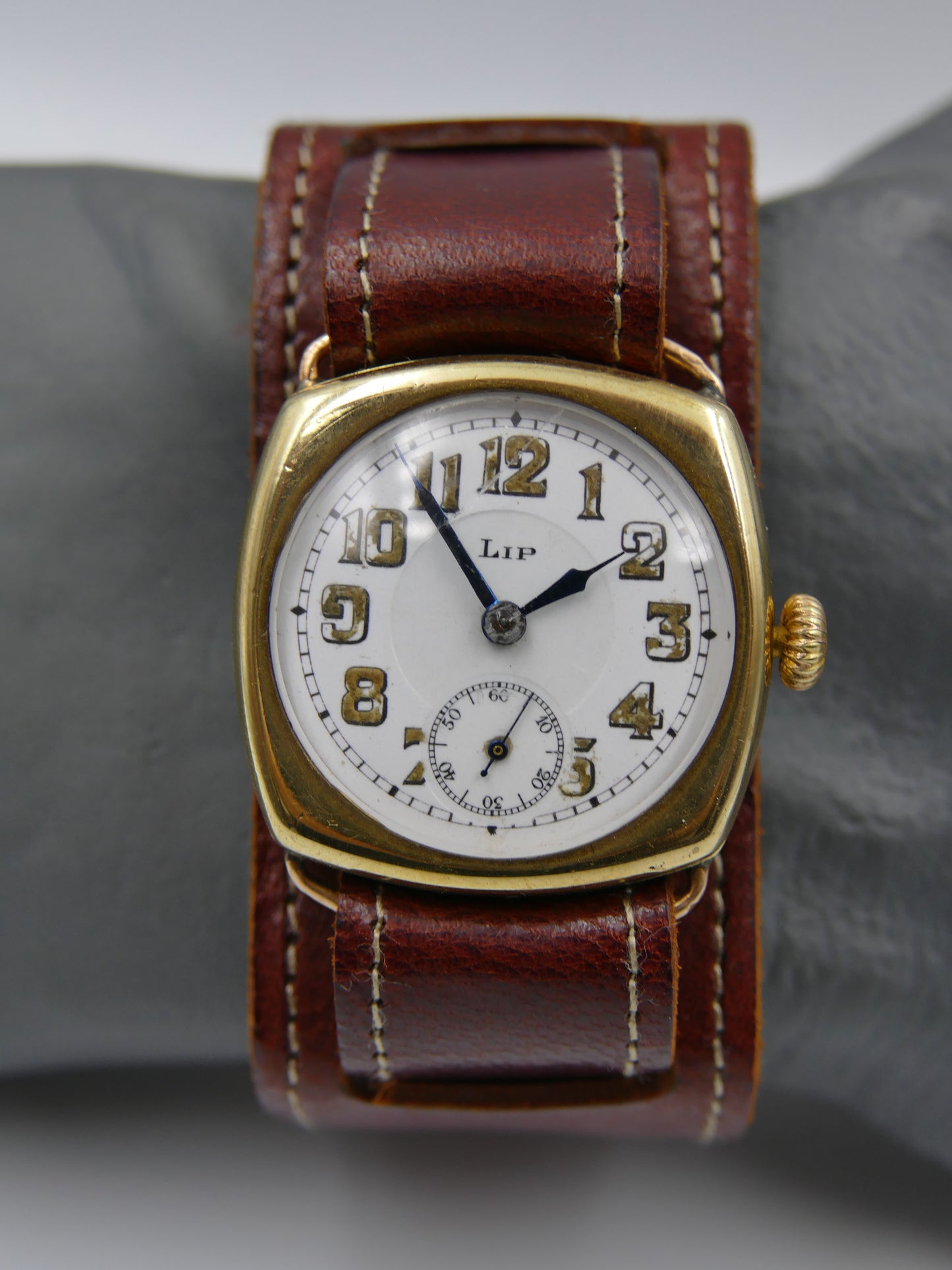 10's WW1 vintage watch mens military LIP trench cushion hand wind
