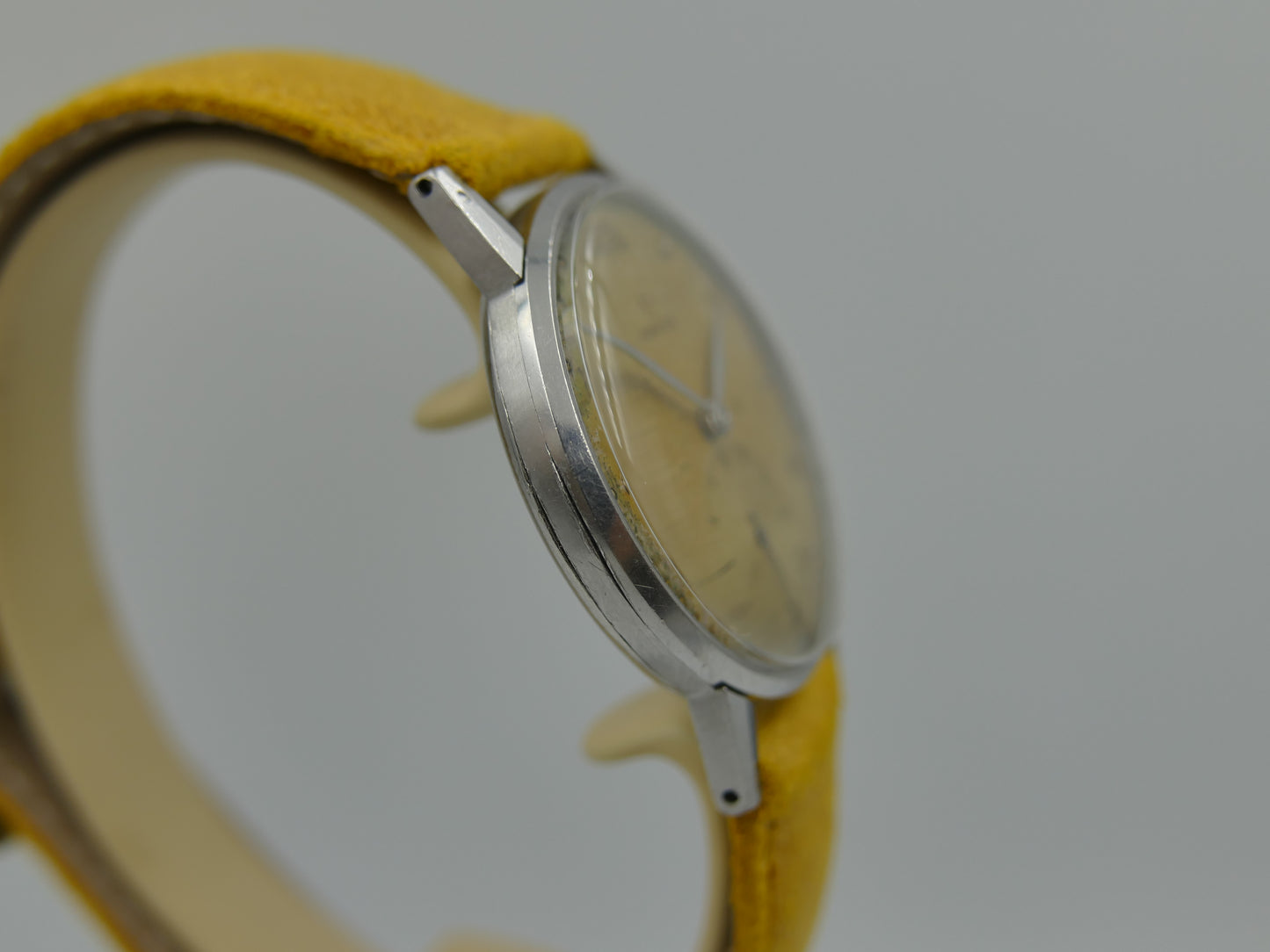 40’s vintage watch mens Omega ref. 2271 hand wind 30t2 serviced
