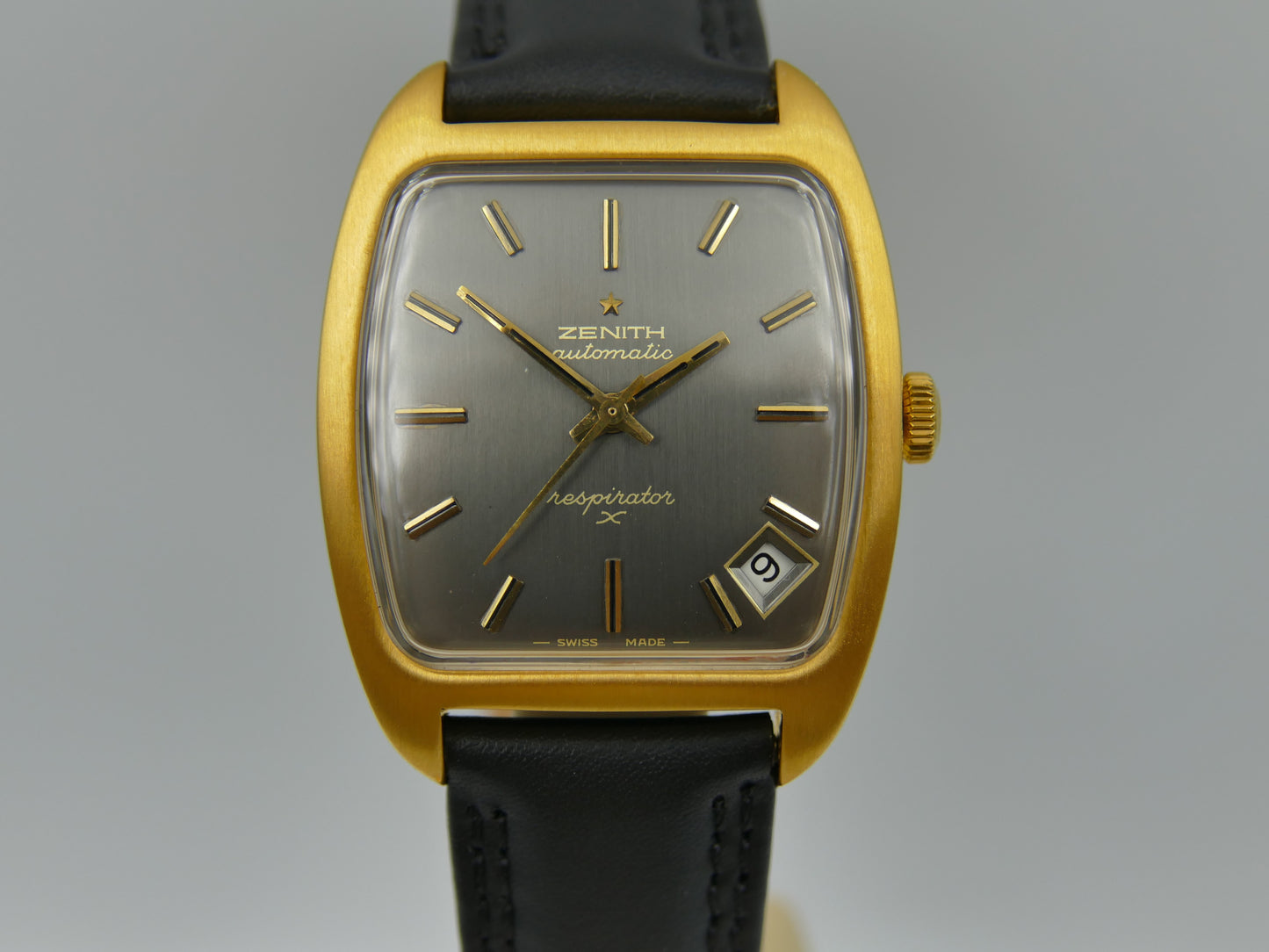 70's vintage watch mens Zenith respirator x ref 6708 automatic cal. 2552pc gray dial serviced