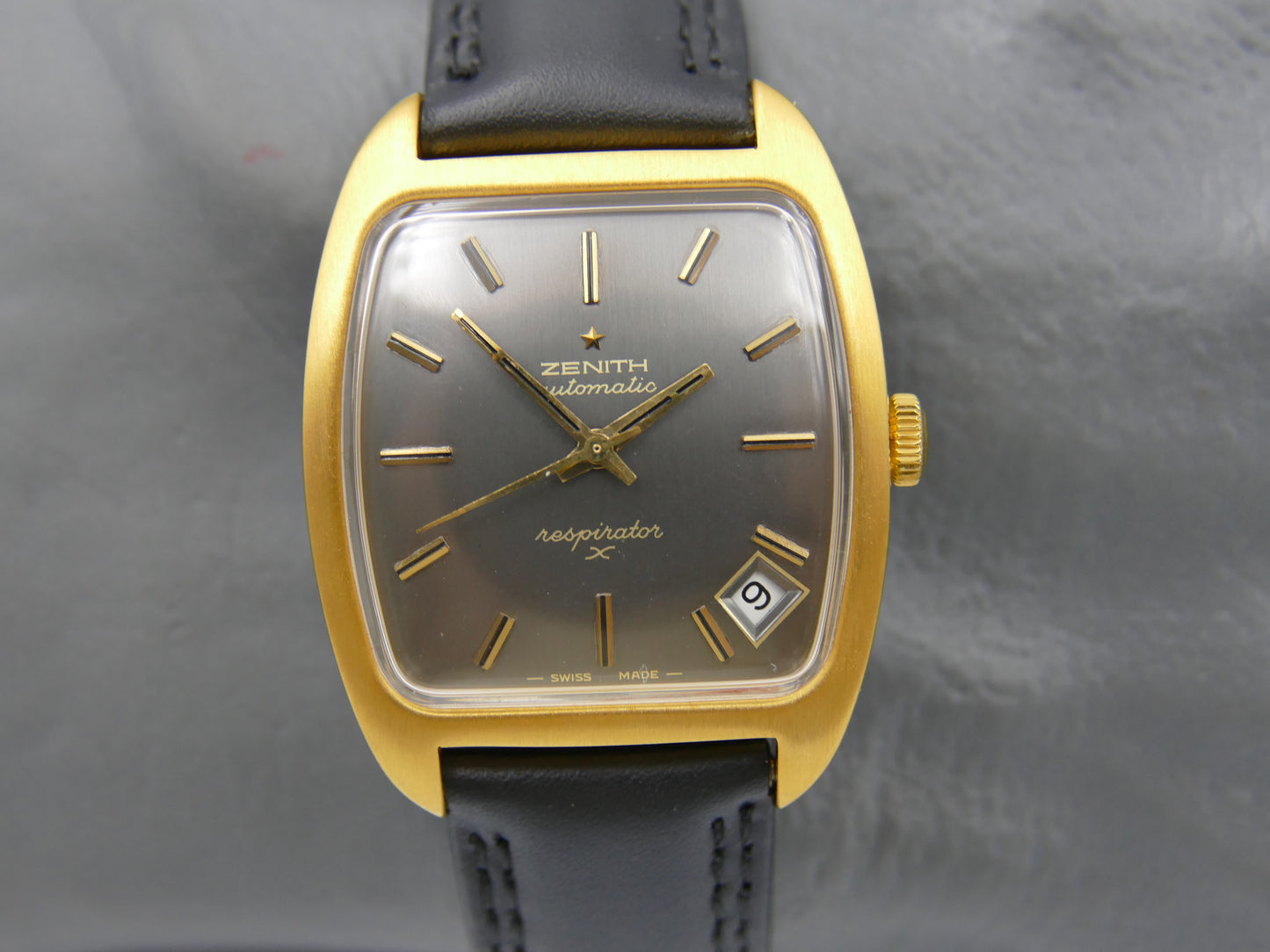 70's vintage watch mens Zenith respirator x ref 6708 automatic cal. 2552pc gray dial serviced