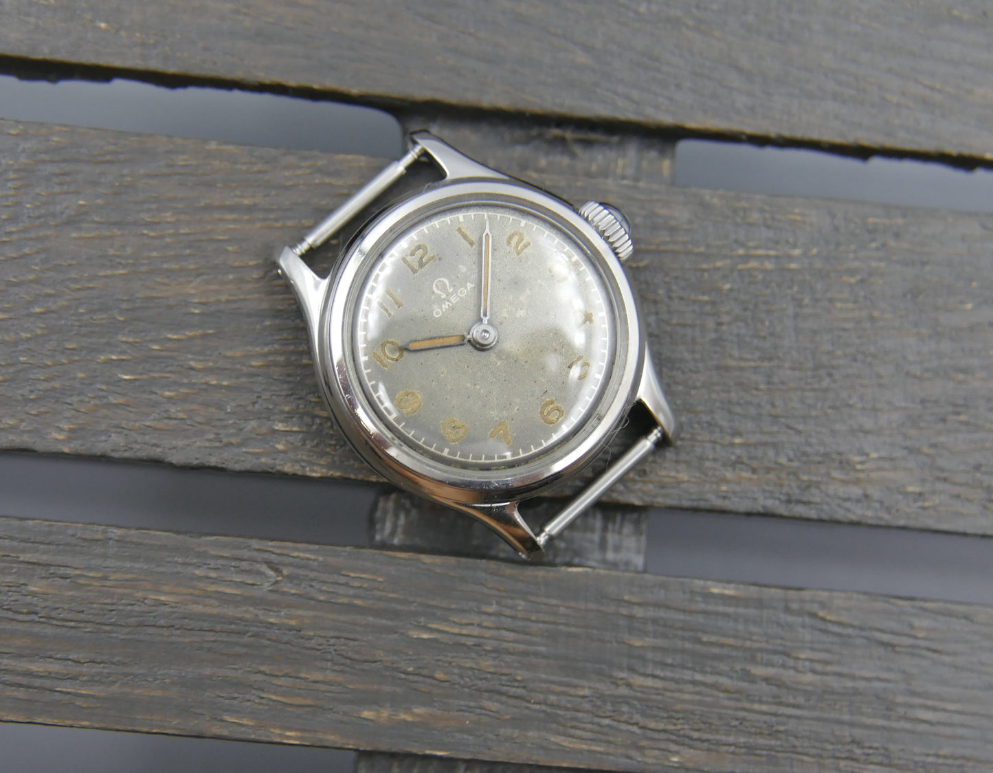 1944 vintage watch Omega ref 2353 2 military lady cal R135 serviced