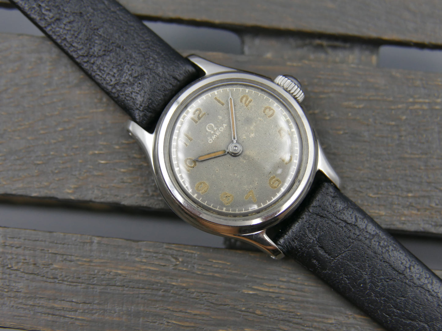 1944 vintage watch Omega ref 2353 2 military lady cal R135 serviced