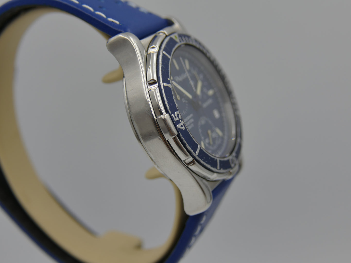 vintage watch mens chronograph quartz eta 251.272 Philip Watch Seahorse blue