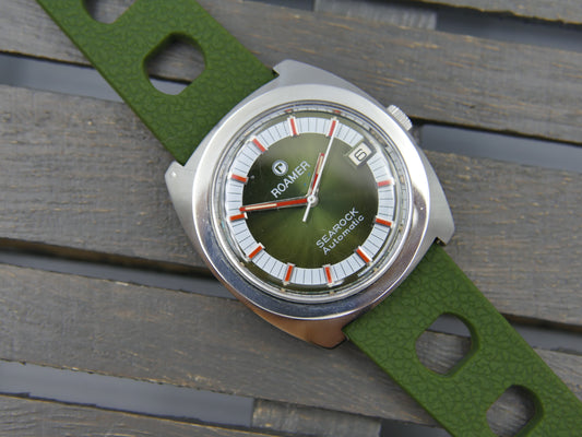 70s Vintage watch mens Roamer Searock Automatic 522-2120.329 green dial