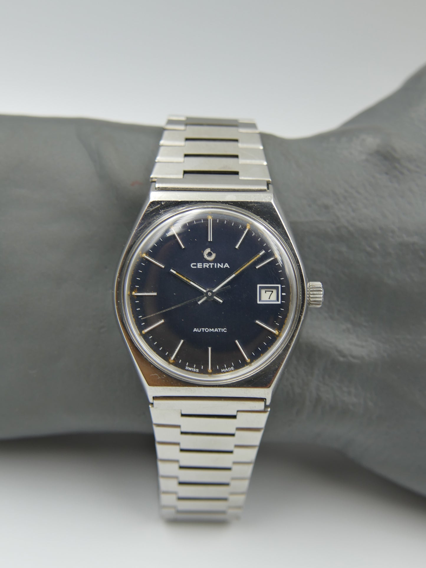 70s vintage watch mens Certina 605.3001.14 automatic blue SS serviced