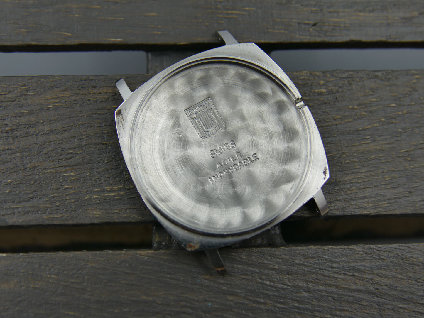 60s vintage watch Universal Geneve ref. 842112 /03 hand wind white roman thin