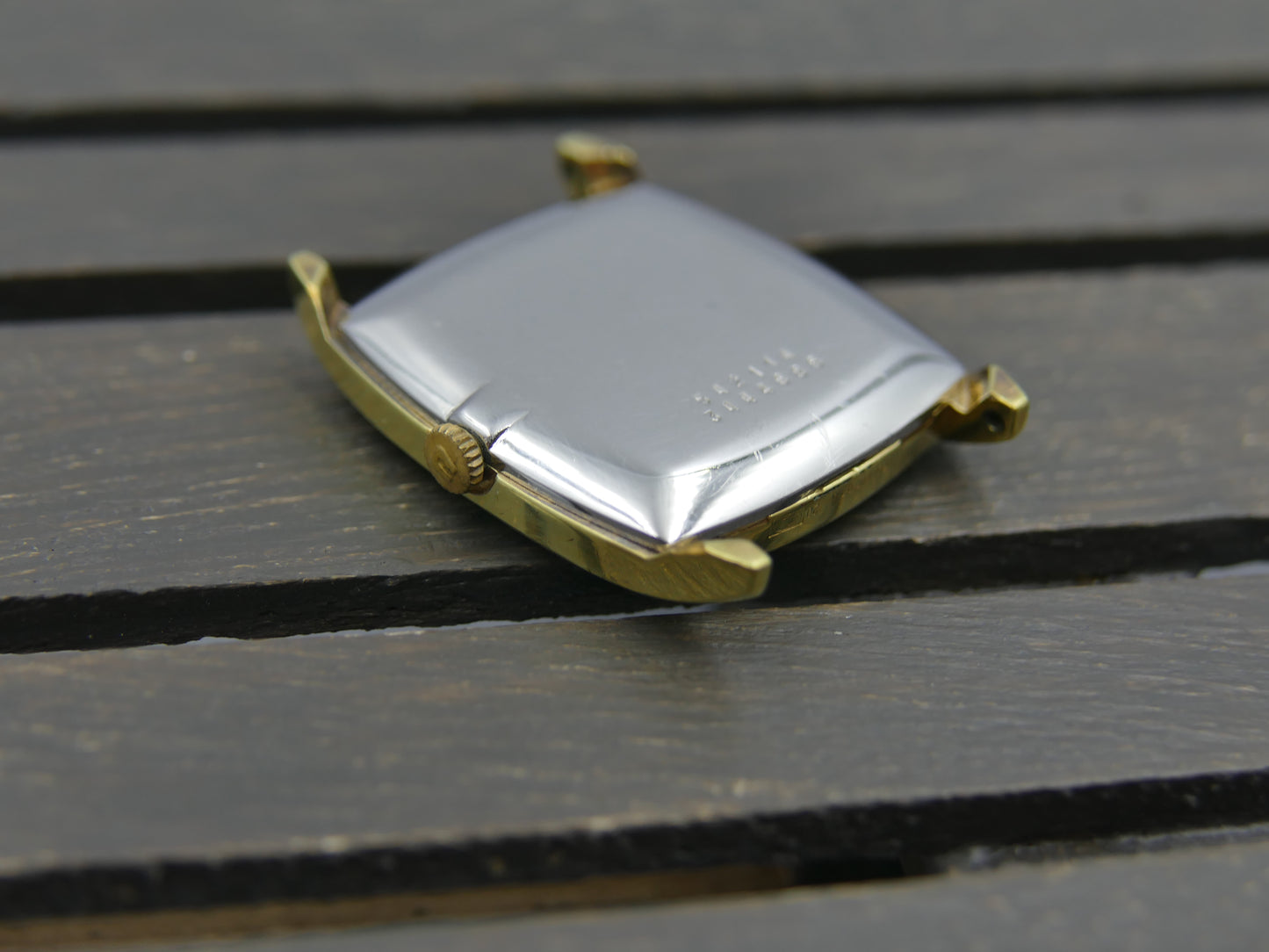 60s vintage watch mens Universal Geneve tank ref. 542114 ultra slim hand wind cal. 1-42 serviced