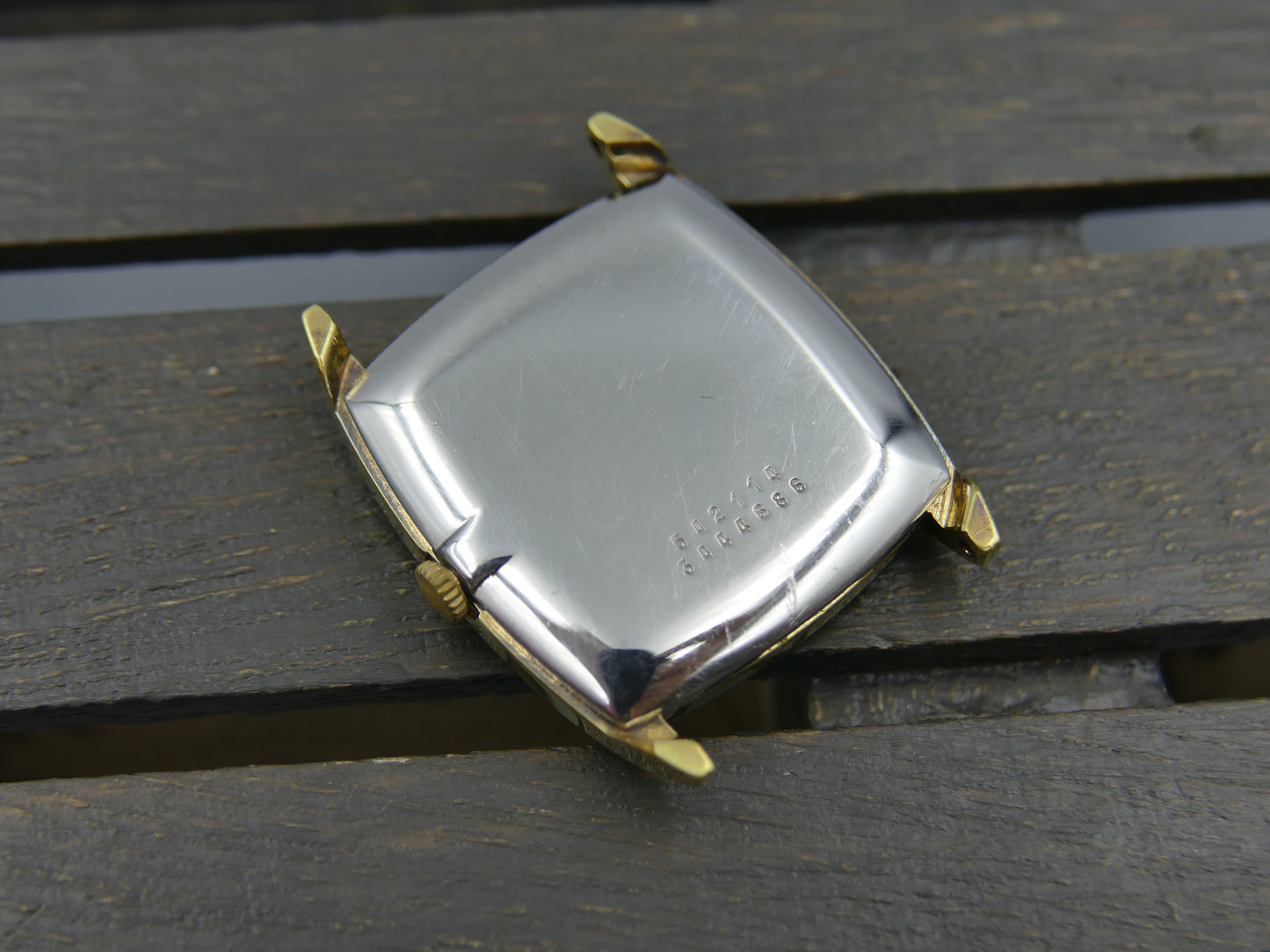 60s vintage watch mens Universal Geneve tank ref. 542114 ultra slim hand wind cal. 1-42 serviced