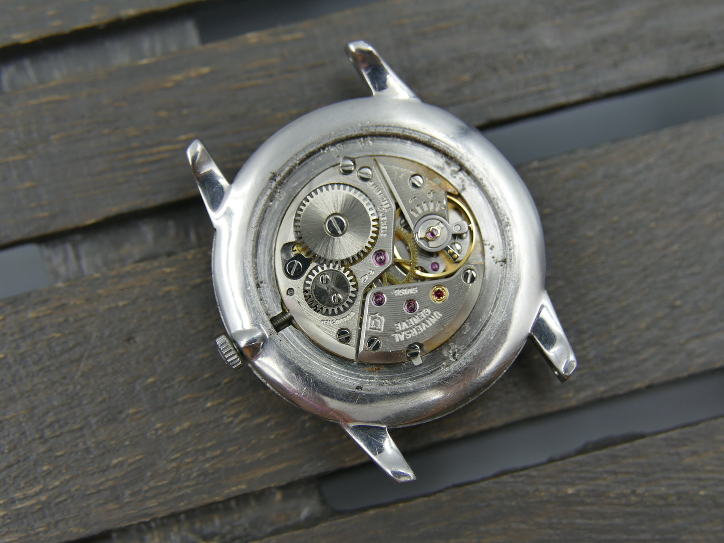 60s vintage watch mens Universal Geneve ref. 842101 ultra slim hand wind cal. 1-42 serviced