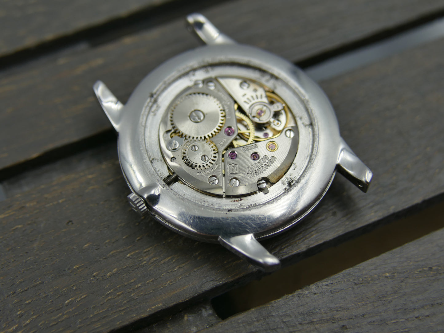60s vintage watch mens Universal Geneve ref. 842101 ultra slim hand wind cal. 1-42 serviced