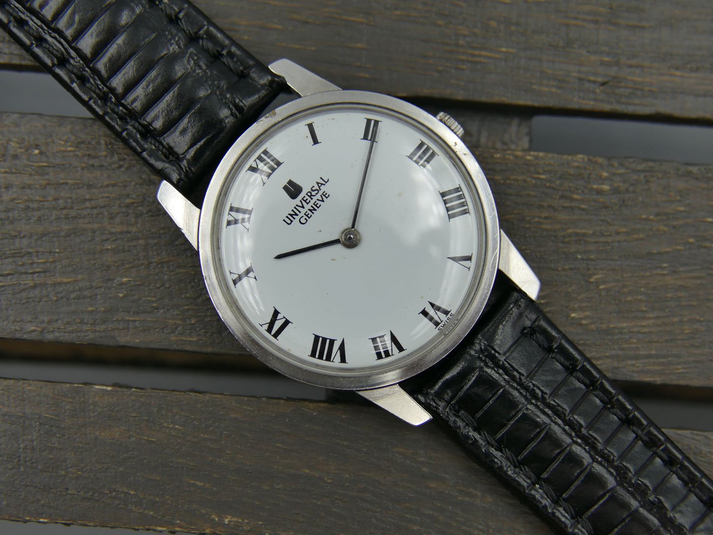 60s vintage watch mens Universal Geneve ref. 842101 ultra slim hand wind cal. 1-42 serviced