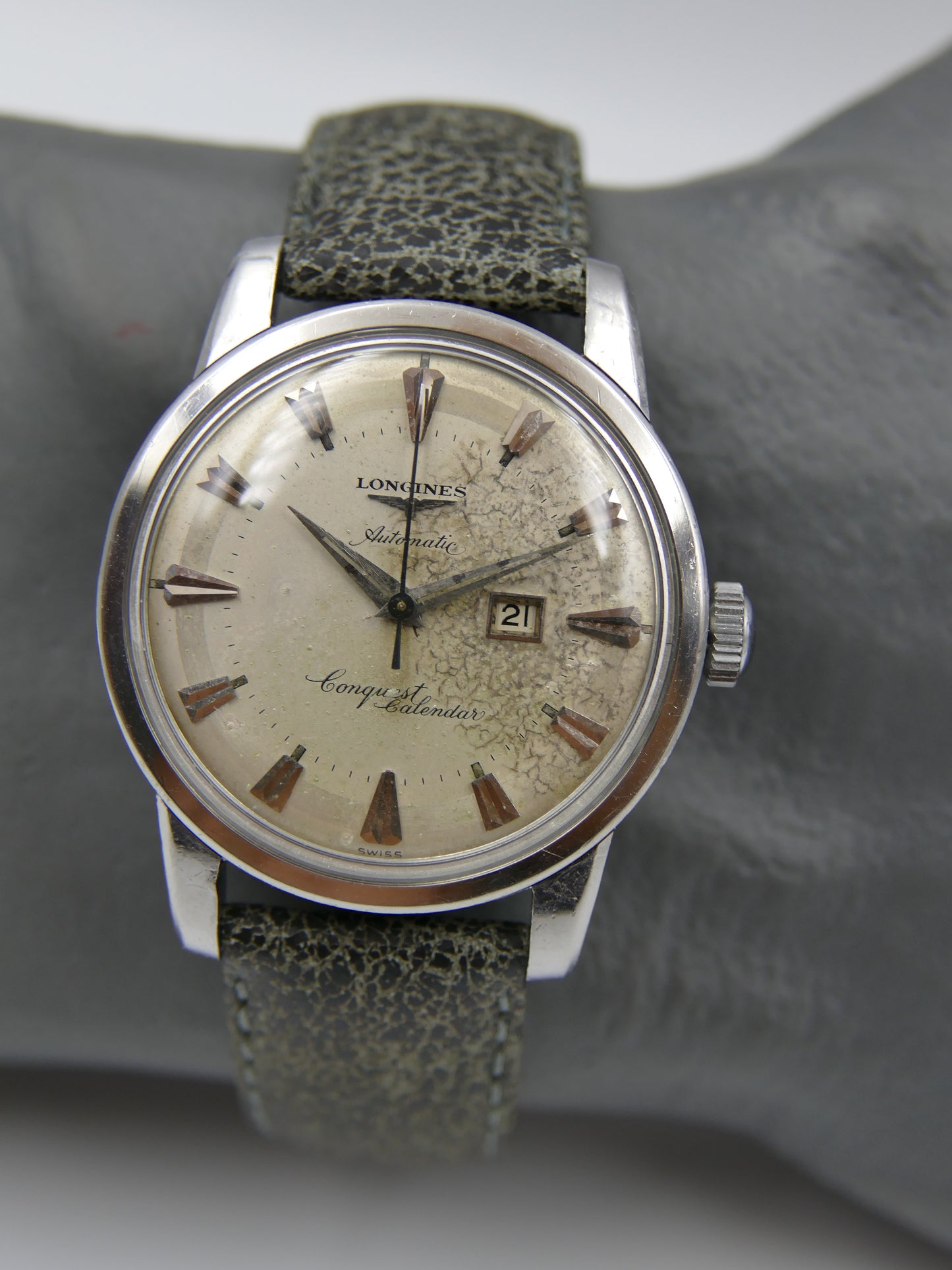 50s vintage watch mens Longines Conquest Calendar automatic 19ASD ref. 9004 3