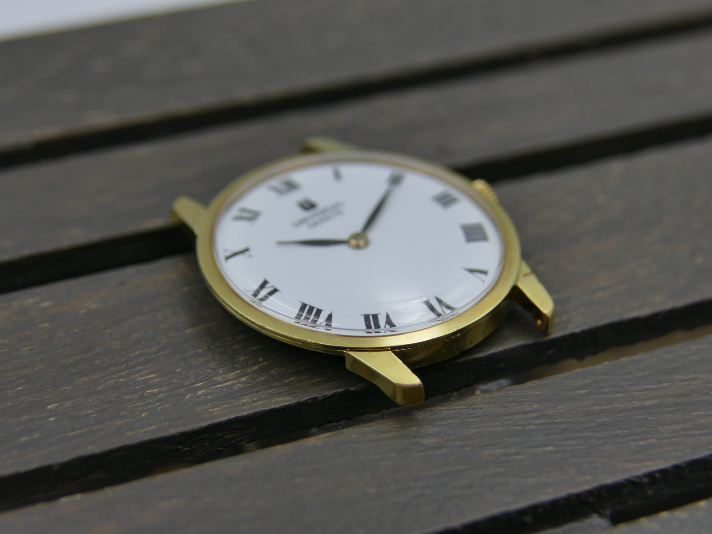 60s vintage watch Universal Geneve ref. 542 101 ultra slim hand wind cal. 42 serviced gold pl