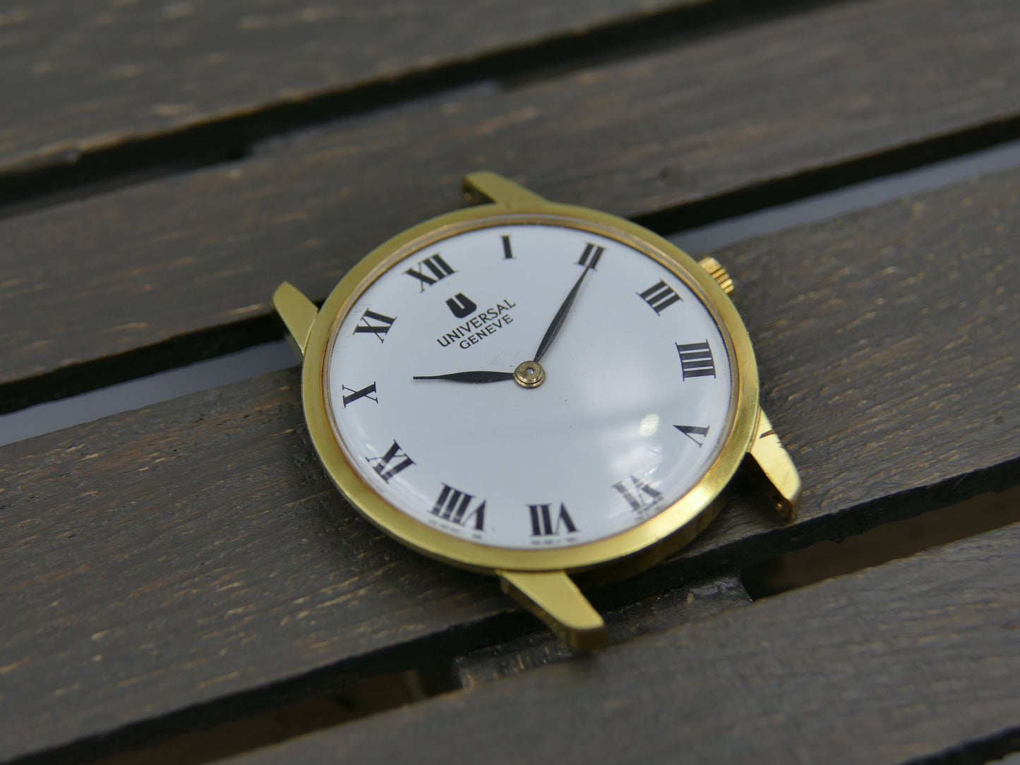 60s vintage watch Universal Geneve ref. 542 101 ultra slim hand wind cal. 42 serviced gold pl