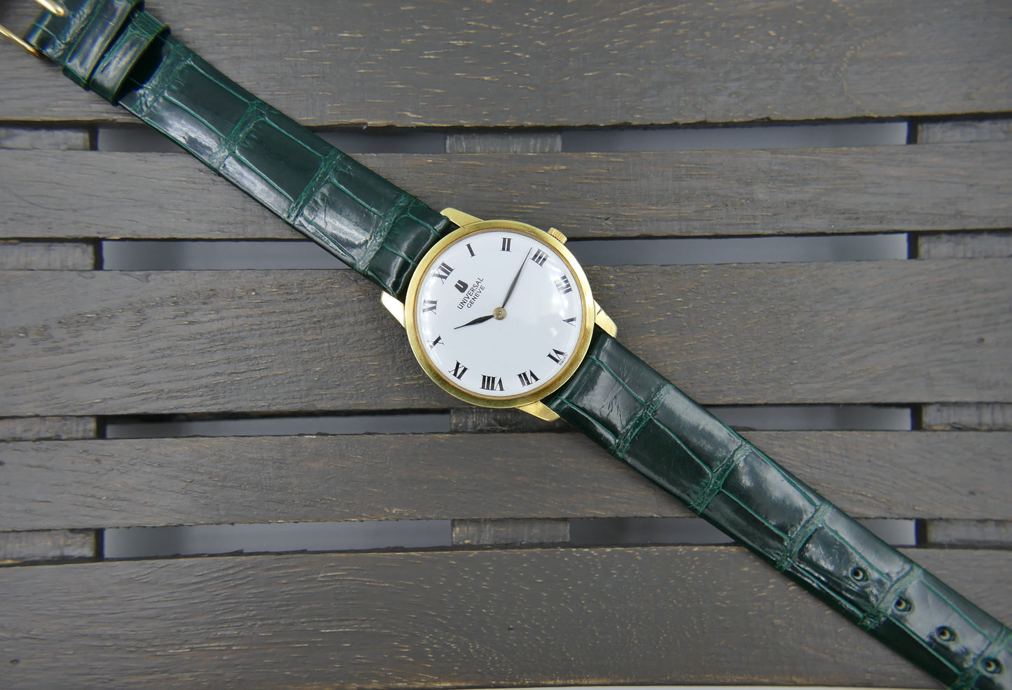 60s vintage watch Universal Geneve ref. 542 101 ultra slim hand wind cal. 42 serviced gold pl