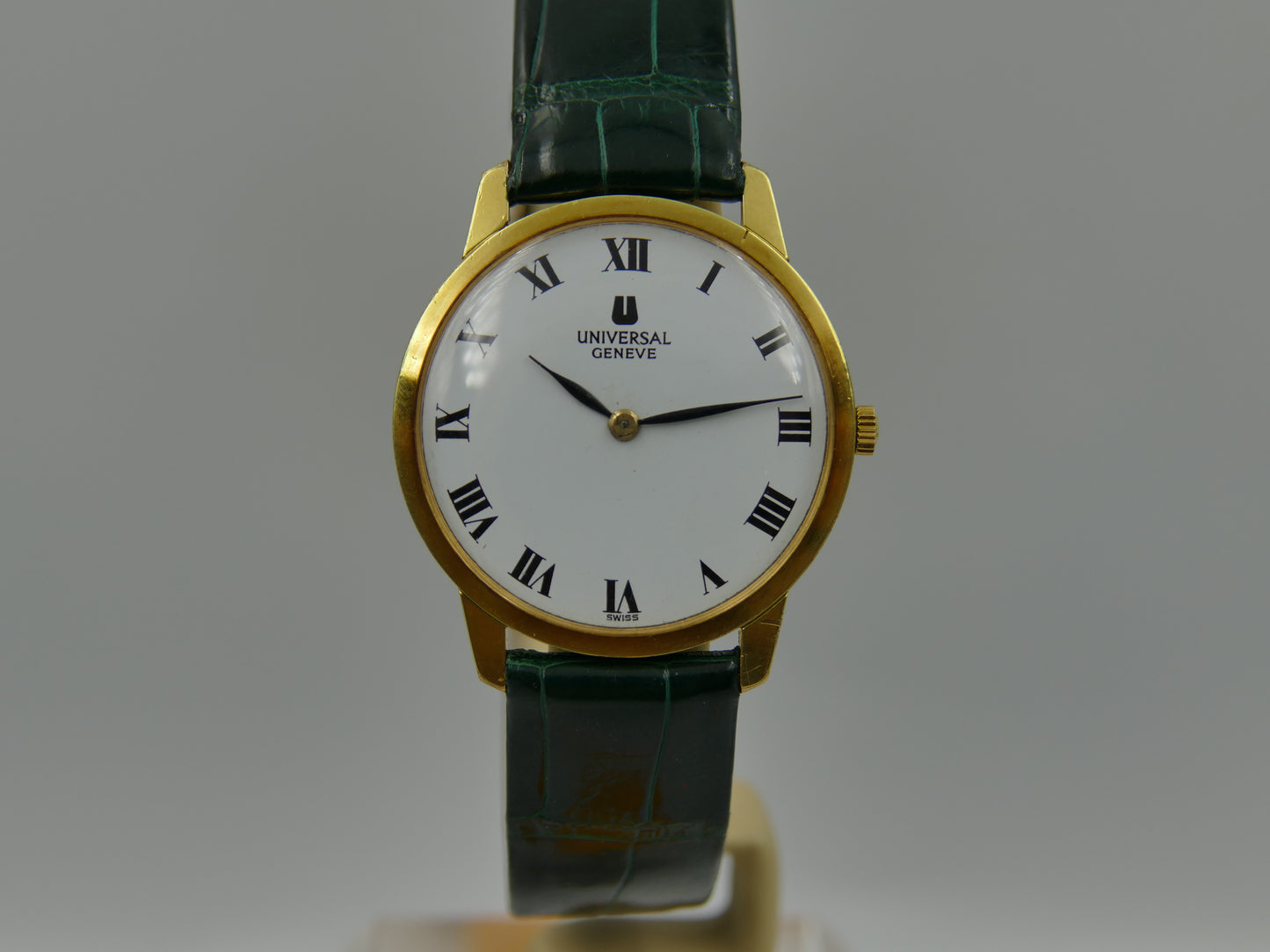 60s vintage watch Universal Geneve ref. 542 101 ultra slim hand wind cal. 42 serviced gold pl