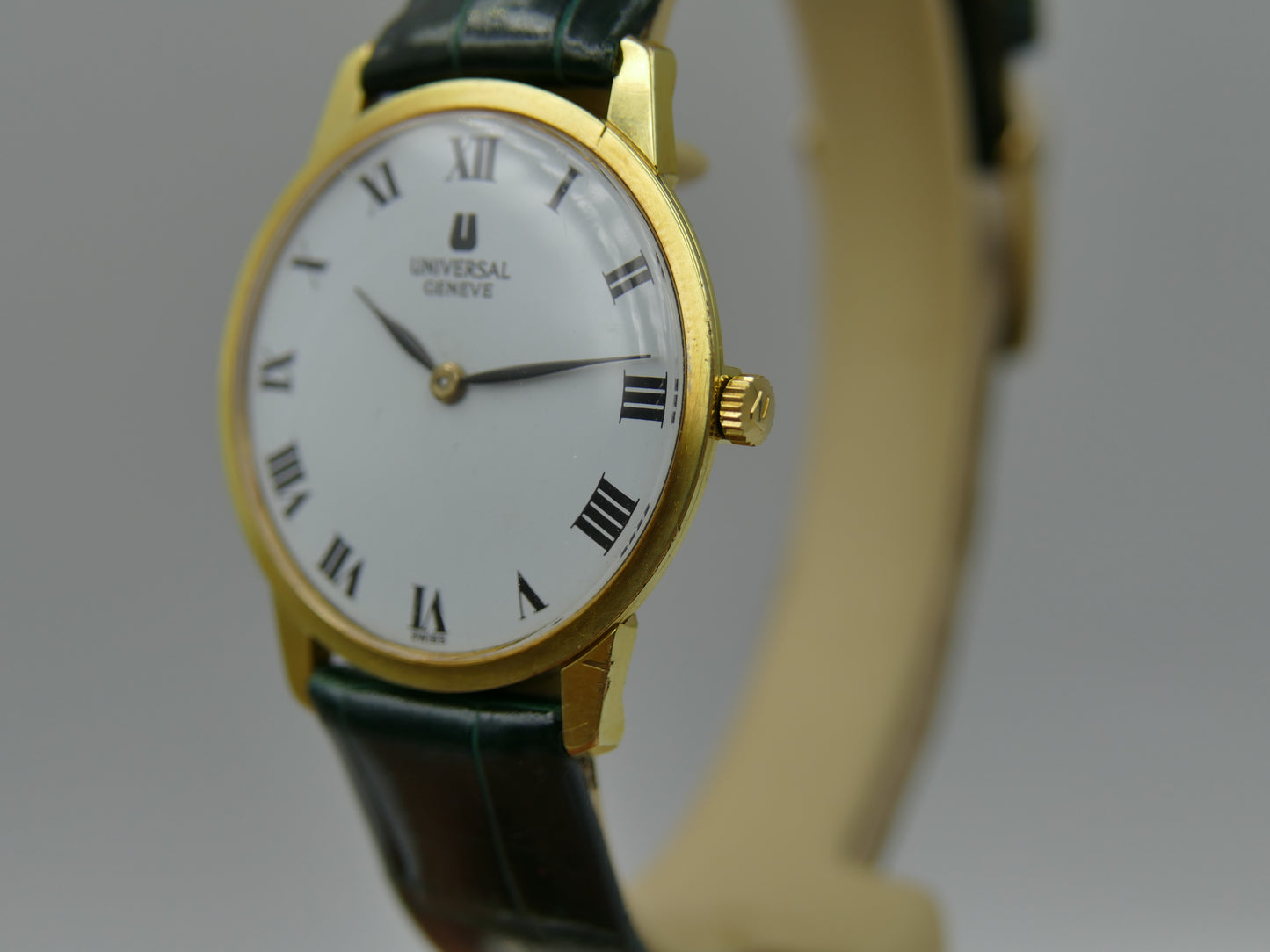 60s vintage watch Universal Geneve ref. 542 101 ultra slim hand wind cal. 42 serviced gold pl