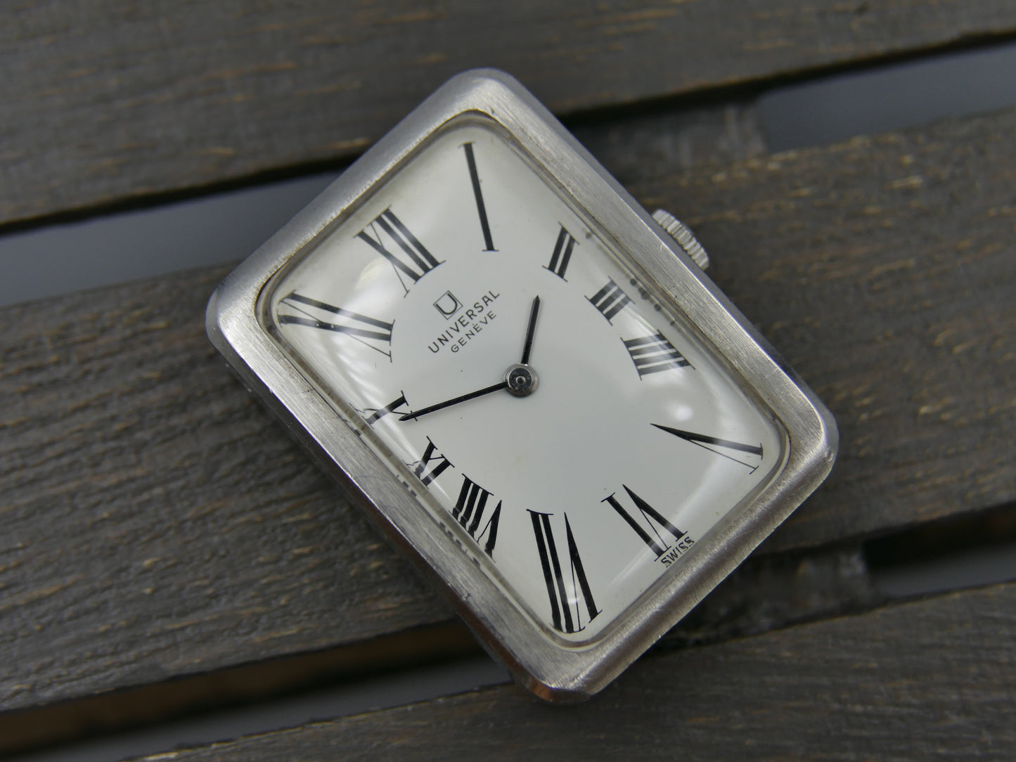 60s vintage watch Universal Geneve tank ref 842116 /01 hand wind cal 42