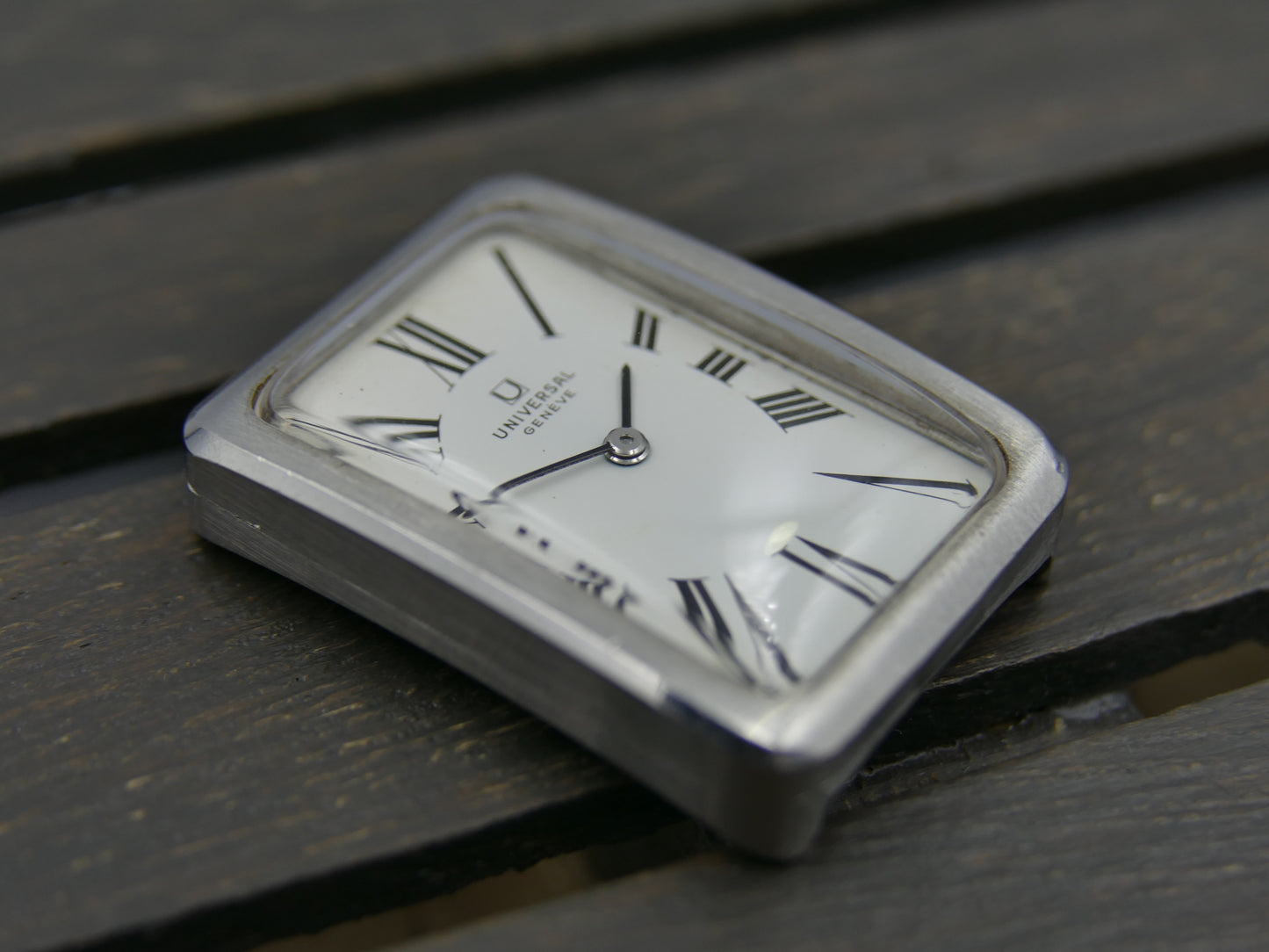 60s vintage watch Universal Geneve tank ref 842116 /01 hand wind cal 42