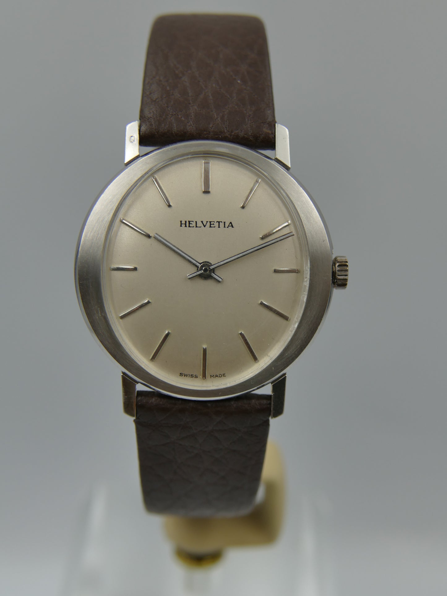 vintage watch mens Helvetia oval ref. 7001.018.30 hand wind peseux 7001 slim flat