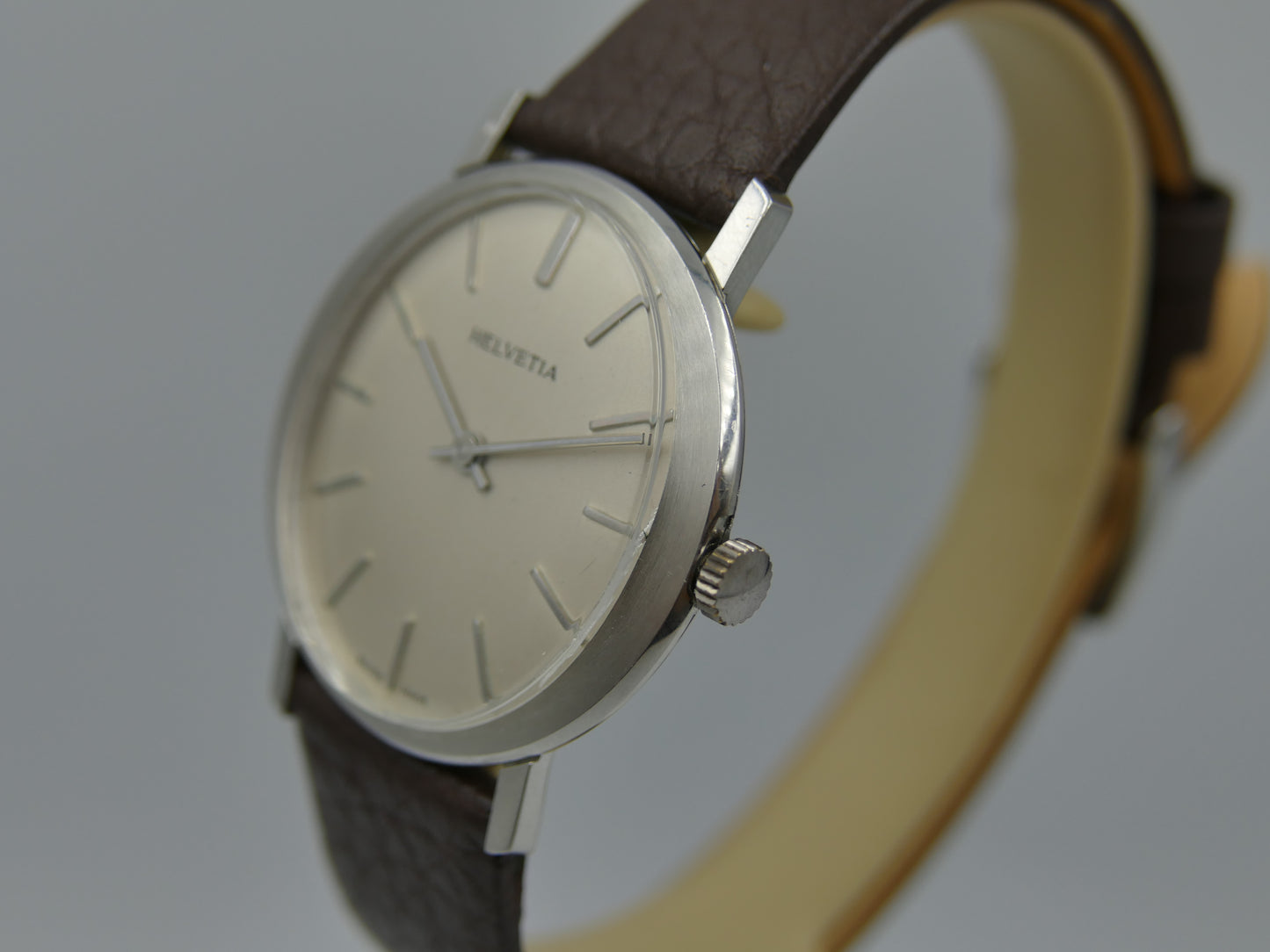 vintage watch mens Helvetia oval ref. 7001.018.30 hand wind peseux 7001 slim flat