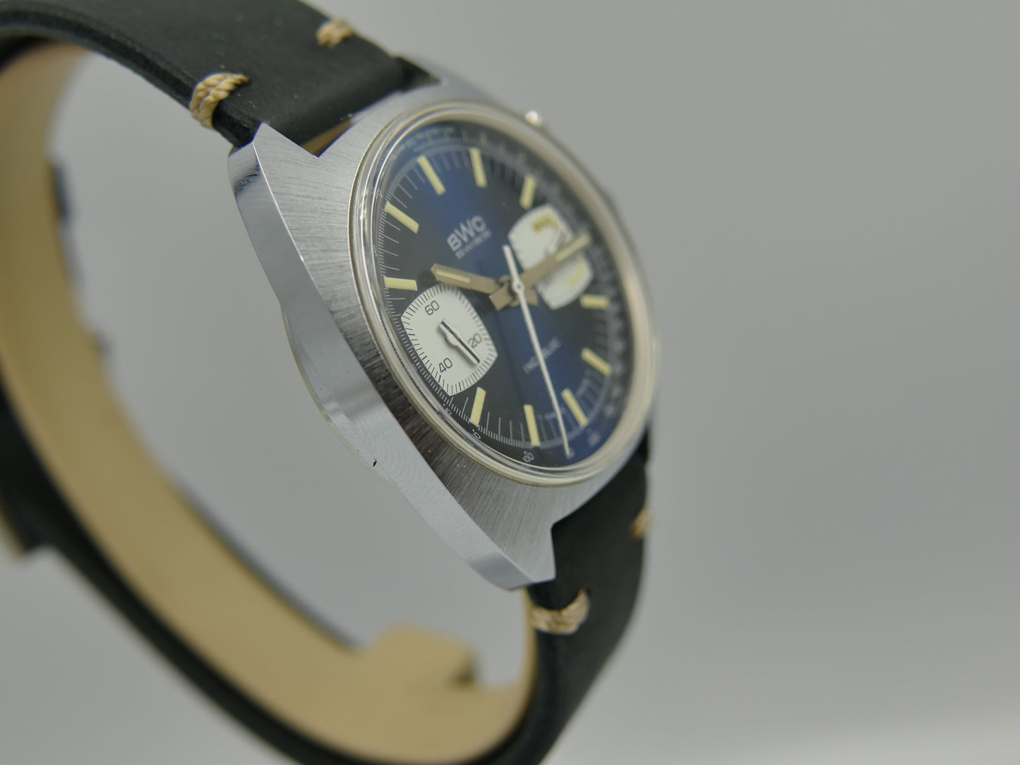 70s vintage watch mens chronograph BWC ref. 954012 valjoux 7733 mint